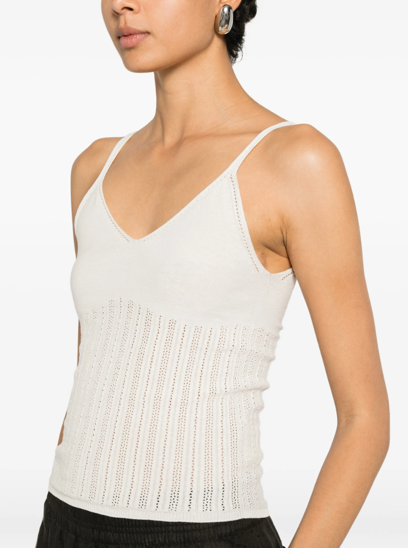 Drykorn FRANCYANE_2 knit top in coconut milk with spaghetti straps, V-neck, and slim fit in 100% cotton.