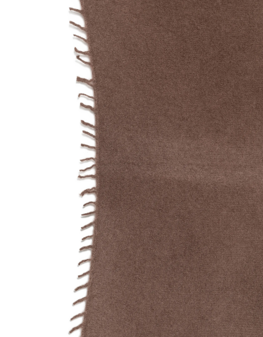 WARM-ME FELIX Cashmere Scarf in French Roast, crafted from 100% pure cashmere with a soft brushed finish and delicate fringed edges.
