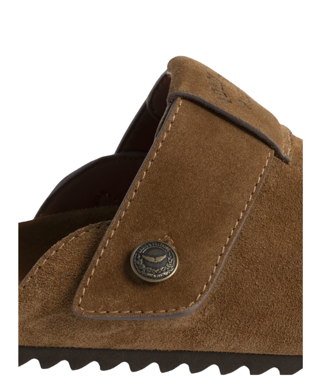 Zadig&Voltaire Santa Fe suede clogs in Cognac with Wings detail and comfortable sole.