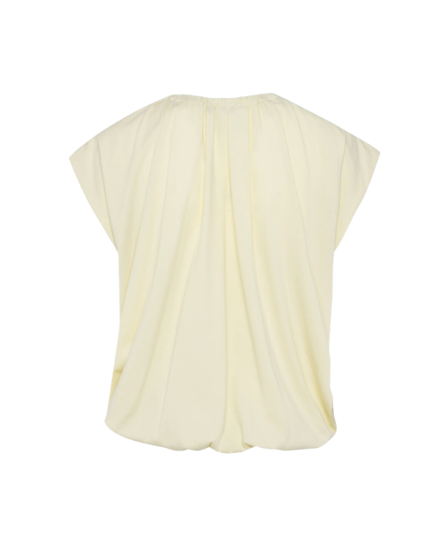 Tela Sibilla T-shirt in pastel banana yellow with bow neckline, ruched sleeves, and relaxed fit.