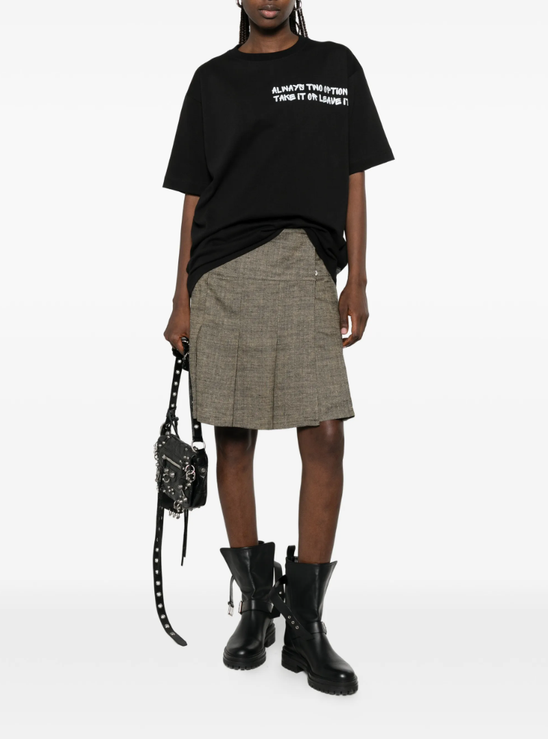 GEORGE. STUDIOS VIPER Heavyweight Unisex T-Shirt in colour black