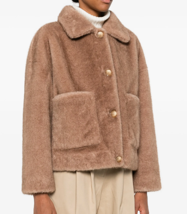 Studio AR Women’s Reversible Faux-Fur Jacket FAJE Camel