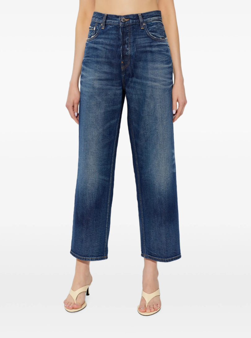 HAIKURE BETTY Jeans in Navy Blue featuring whiskering details, silver-tone hardware and classic five-pocket styling. Made in Italy.
