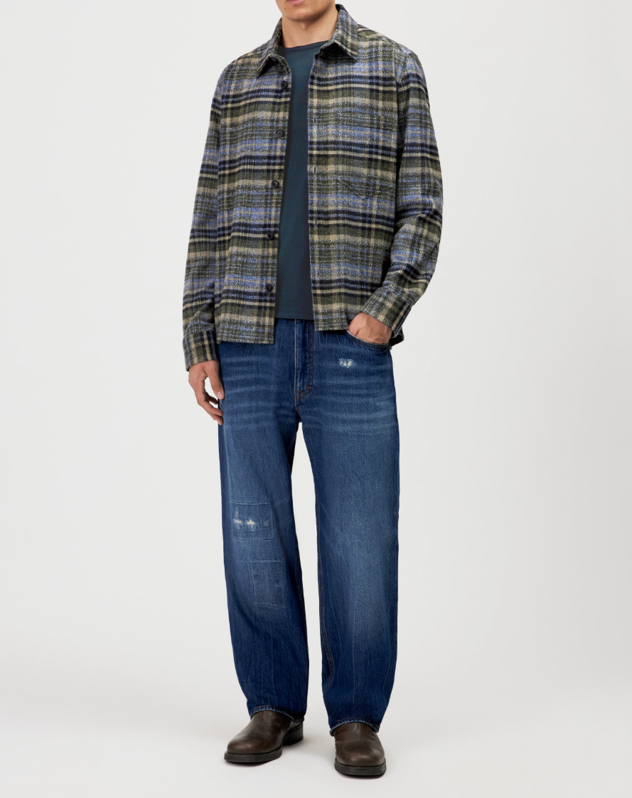 Drykorn DIEGGO overshirt in ivy green check cotton twill with relaxed fit and chest pocket.