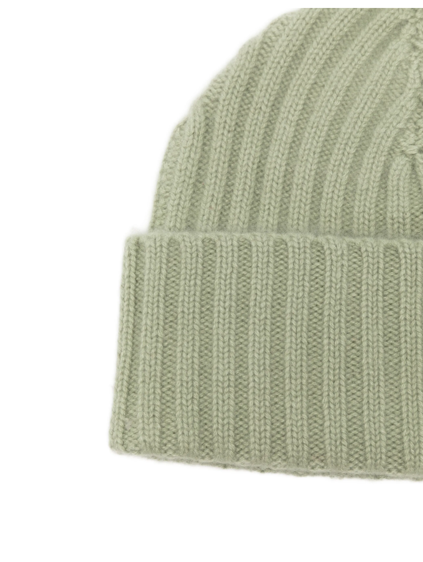 WARM-ME POPEYE Cashmere Beanie in Tea, hand-knitted in Nepal from 100% Mongolian cashmere with a structured ribbed design.