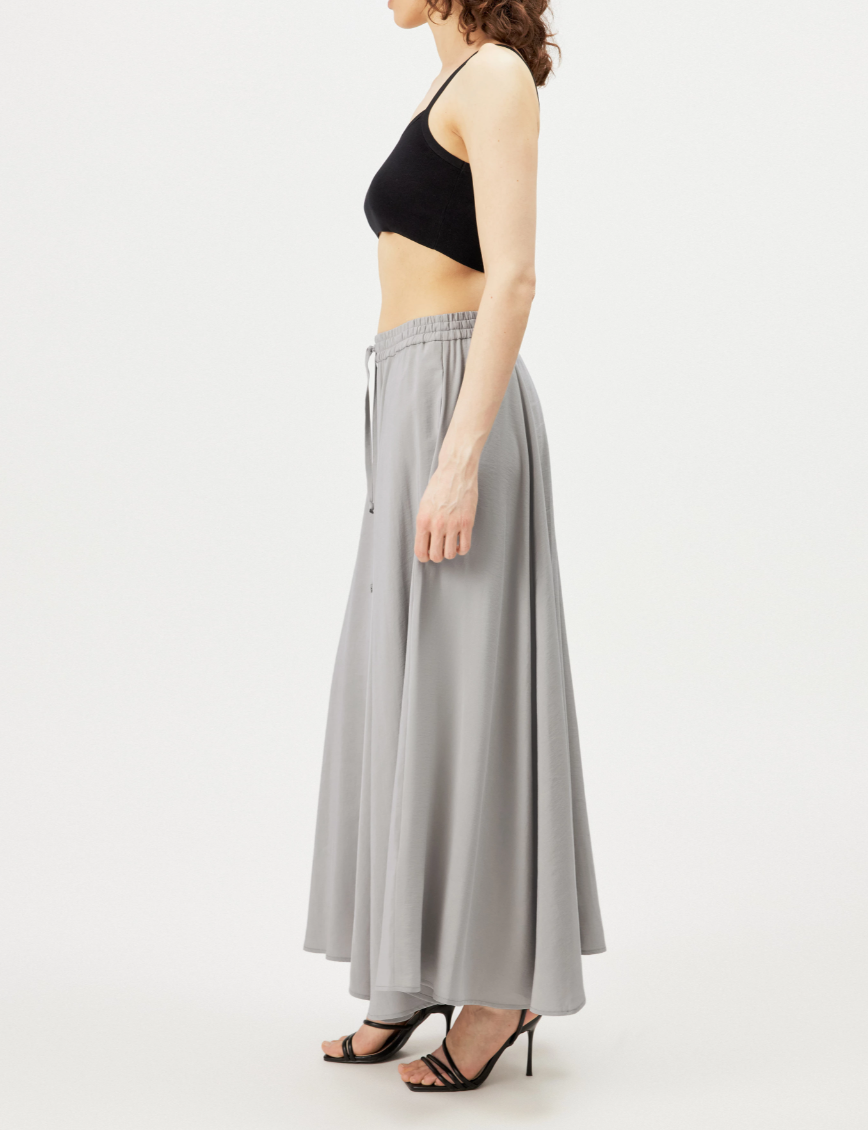 Drykorn QERIME skirt in drizzle with A-line silhouette, mid waist, and flowing twill fabric.