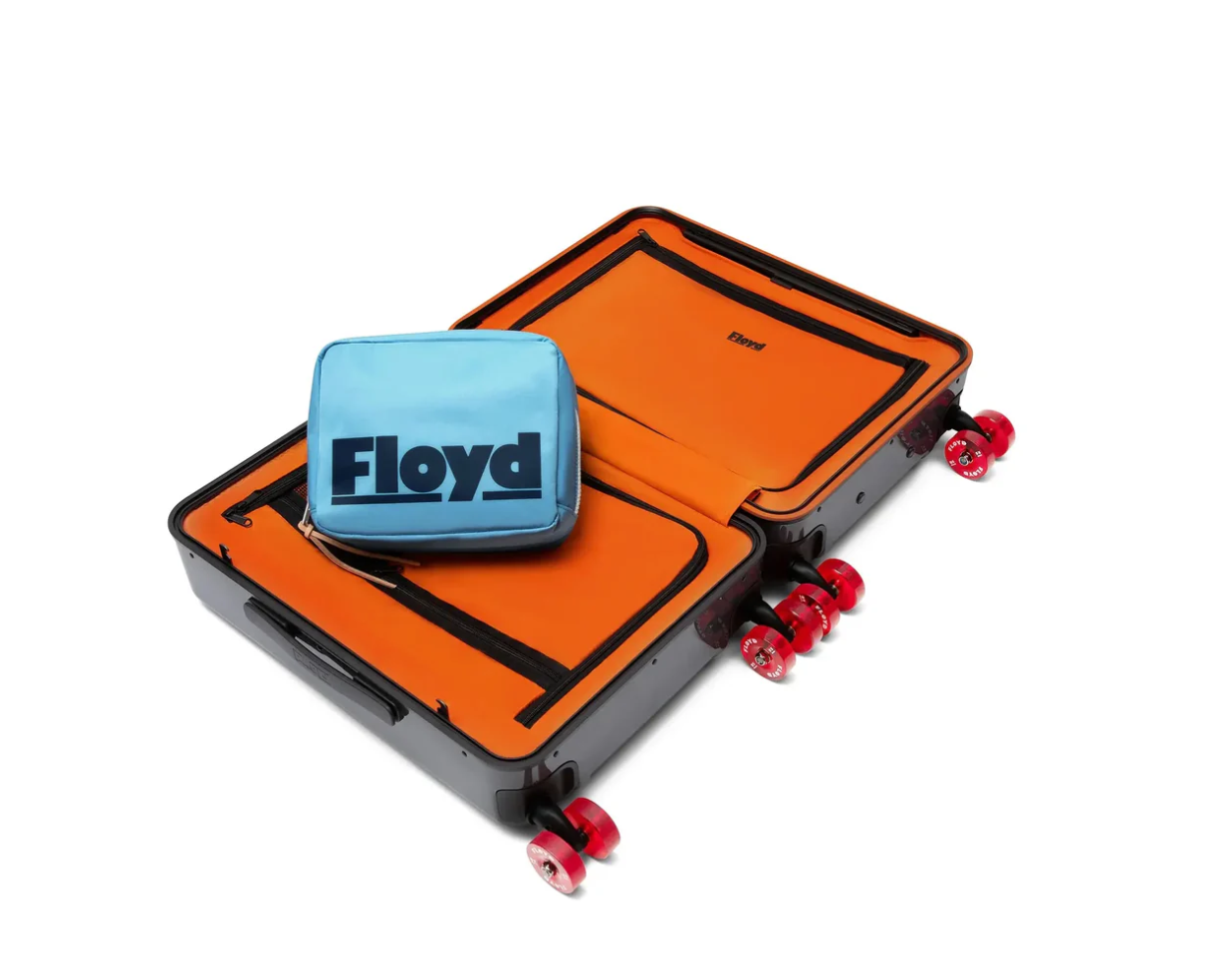 Floyd Wash Bag in colour Sky Blue