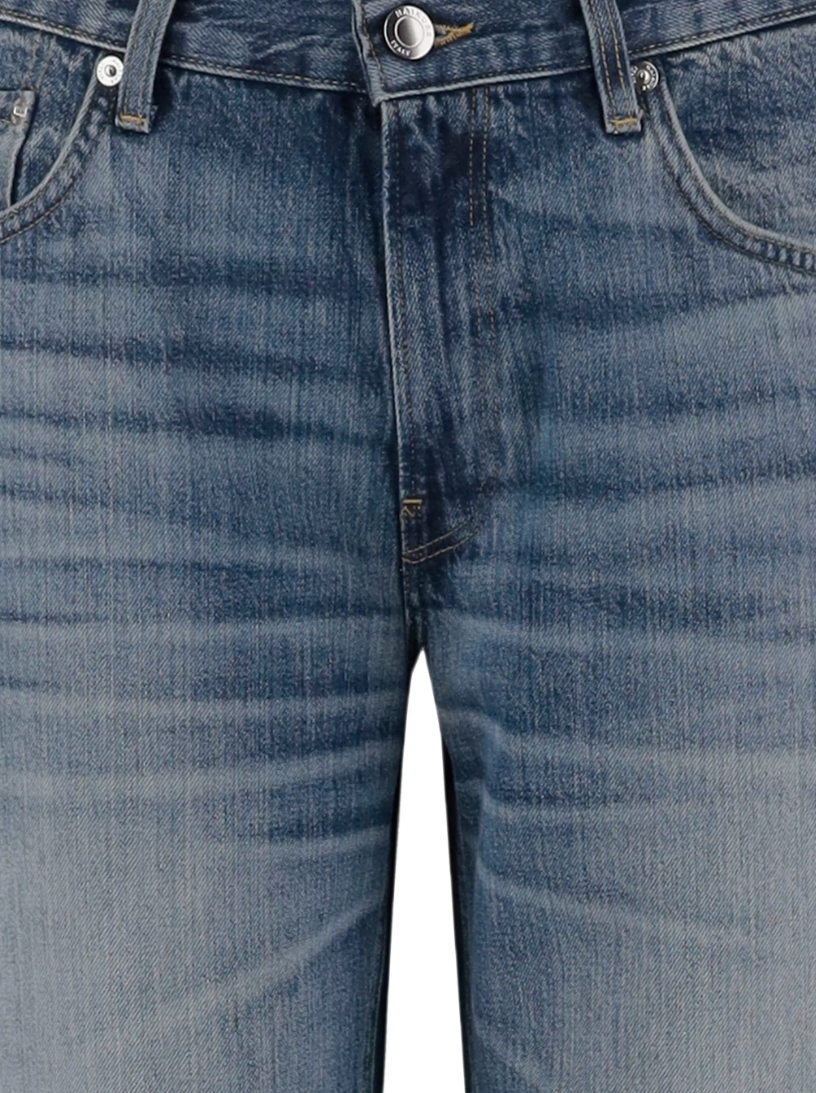 HAIKURE LISA Straight-Leg Jeans in Blue with a washed finish, subtle whiskering and classic five-pocket styling. Made in Italy.