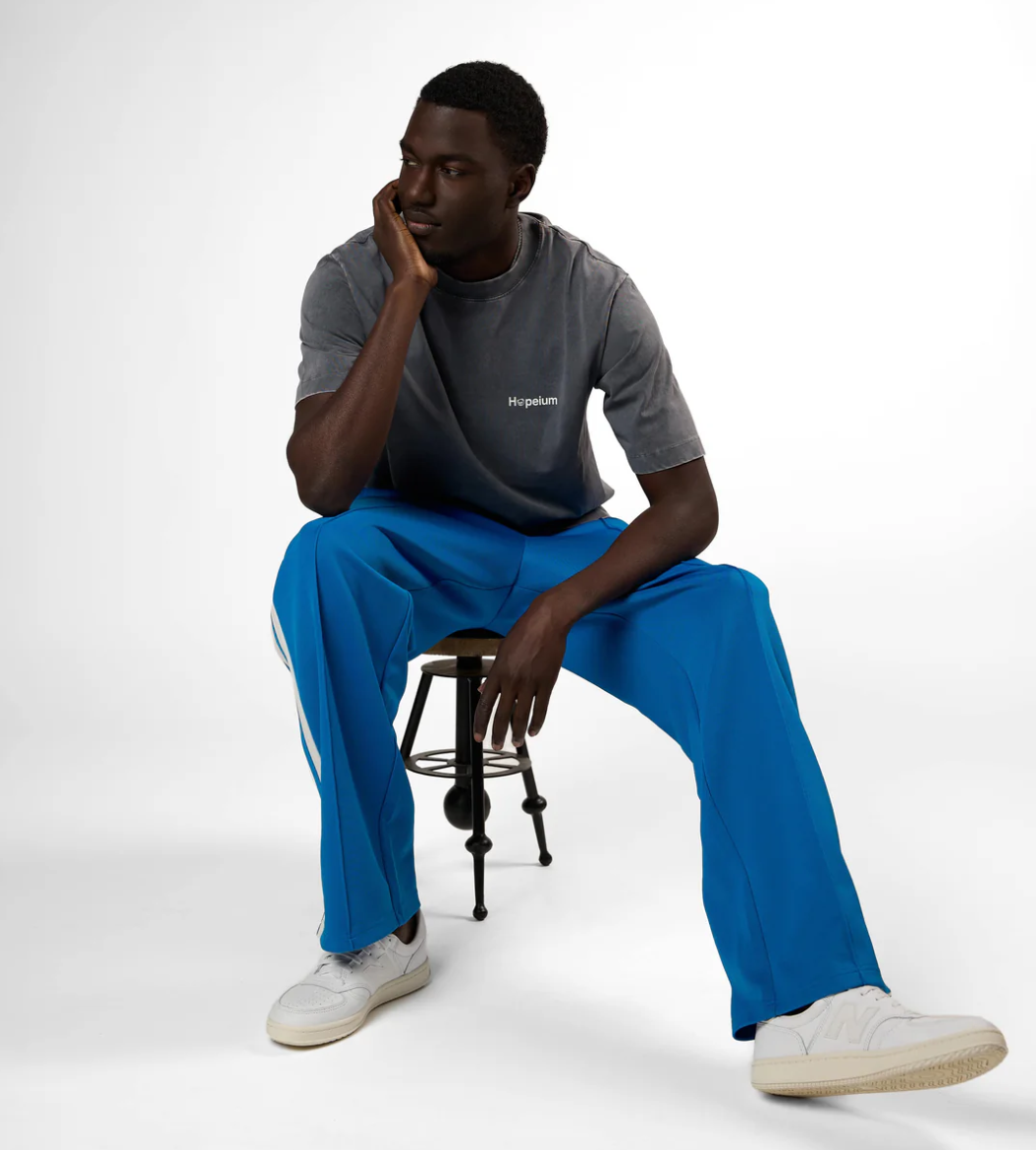 HOPEIUM men’s “I’M DEAD NOW” T-shirt in washed grey with photo print on back and regular fit.