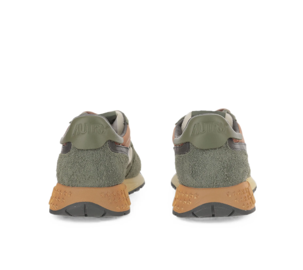 Autry Reelwind sneakers for men in green with suede overlays, logo patch, and retro-inspired design.