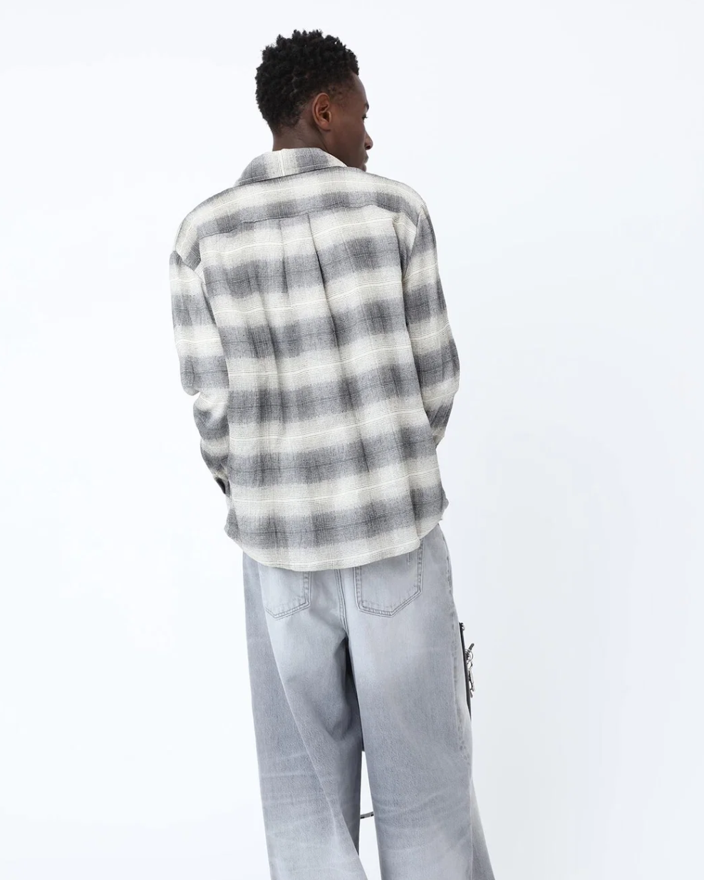 Won Hundred Pete Check Shirt for men in Black Comb., crafted from a lightweight cotton blend with a faded black and white check.