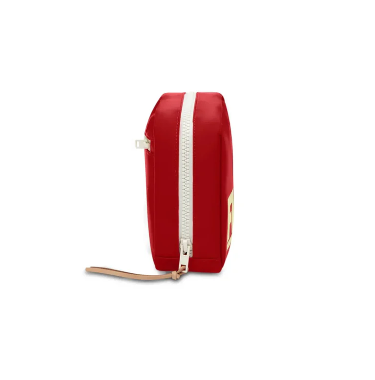 Floyd Wash Bag in colour Bahia Red