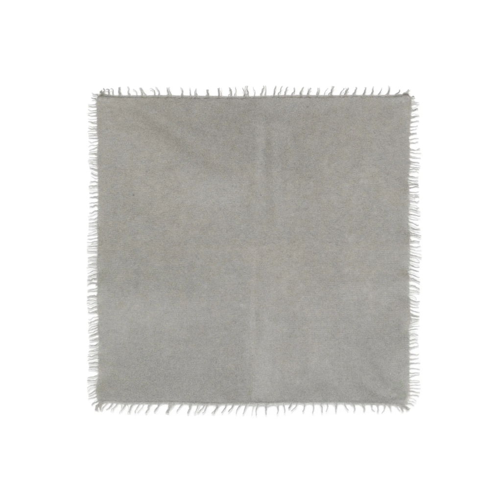 WARM-ME FELIX Cashmere Scarf in Dark Full Grey, crafted from 100% pure cashmere with a soft brushed finish and delicate fringed edges.