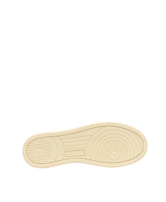 Autry Medalist Low sneakers for men in white leather with Cemento grey suede and retro tennis styling.