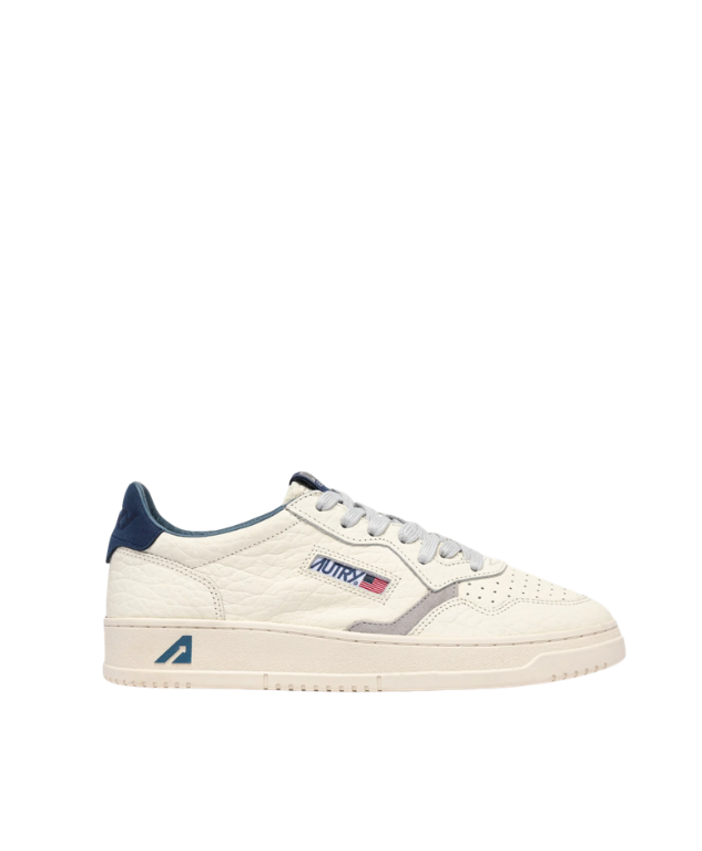 Medalist Sneakers