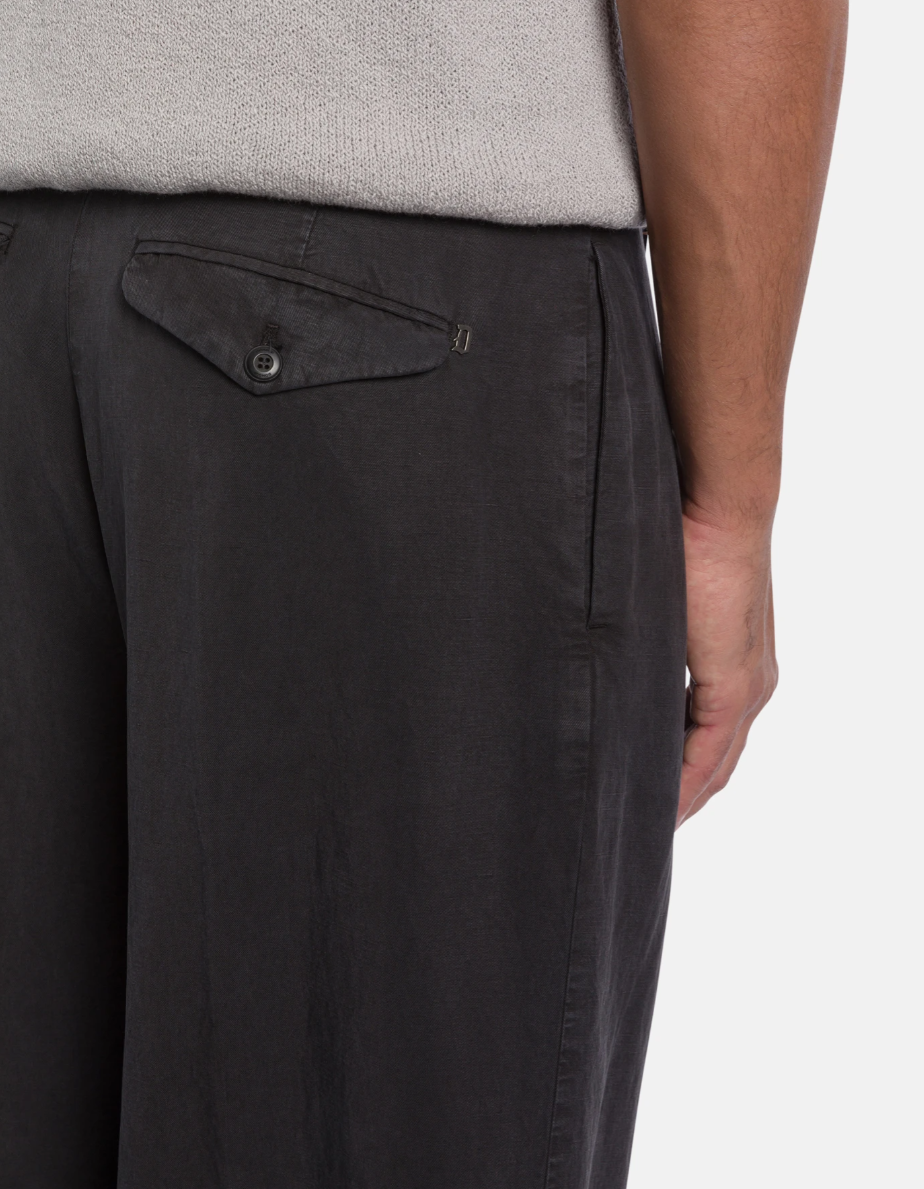 Dondup Mason trousers in black with linen-lyocell blend, relaxed fit, and pressed creases.