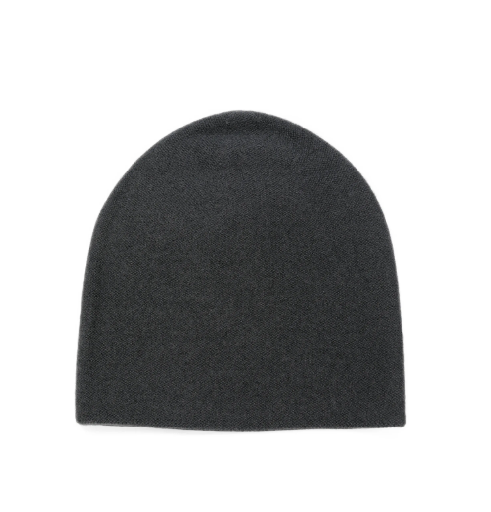 WARM-ME SIMPLEX Cashmere Beanie in Anthracite, hand-knitted in Nepal from 100% Mongolian cashmere with a refined, slim-fitting silhouette.