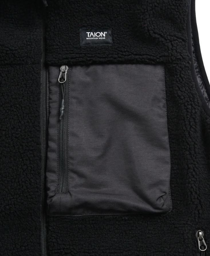 Black TAION Unisex Mountain W-Zip Boa Vest with dual-layer boa fleece and ripstop fabric.