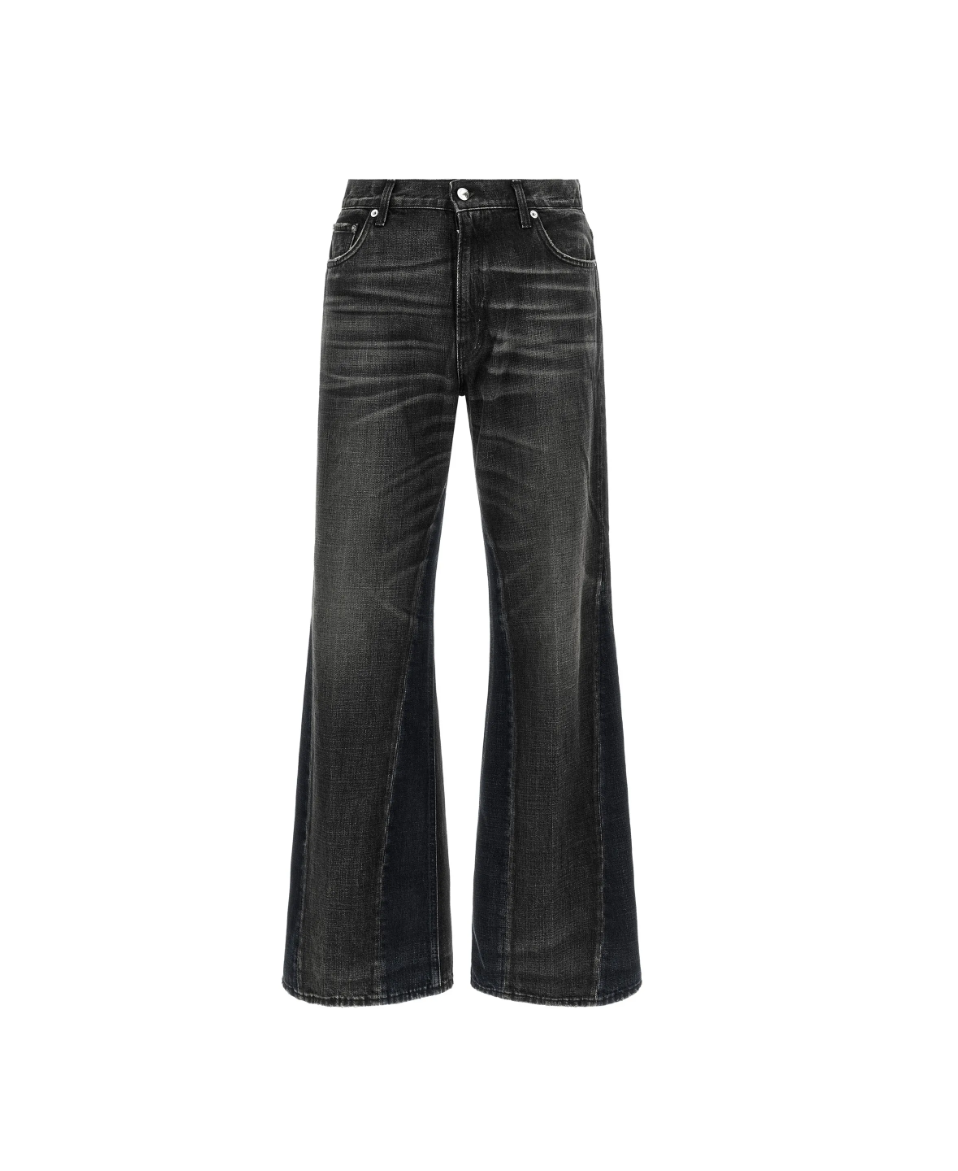 Haikure CLAIRE Jeans for women in Hedwig Black with a flared leg, faded finish, whiskering and classic five-pocket design. Made in Italy.