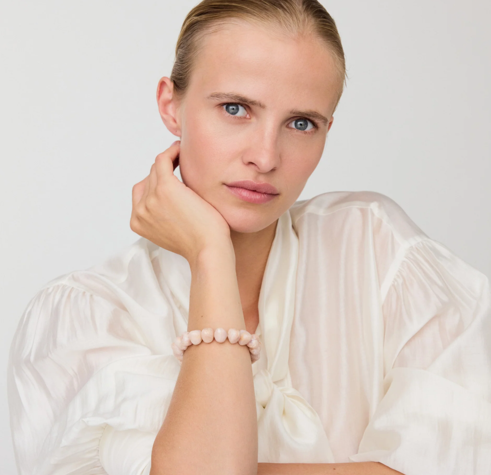 Vanessa Baroni Mini Stone Flex Bracelet in Ivory Rose Marble with a sculptural design and elegant marbled finish. Made in Italy.