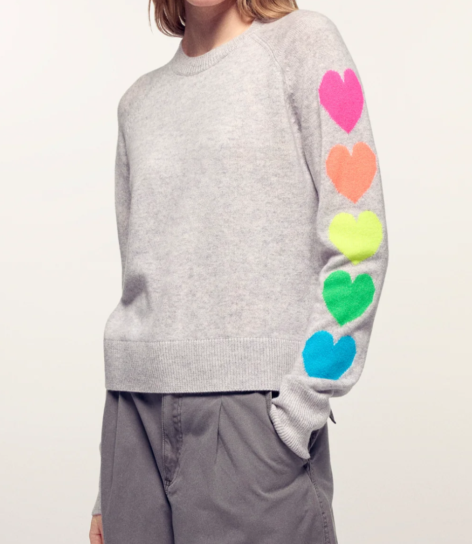 From Future cashmere sweater in light heather grey with colourful heart motifs and oversized fit.