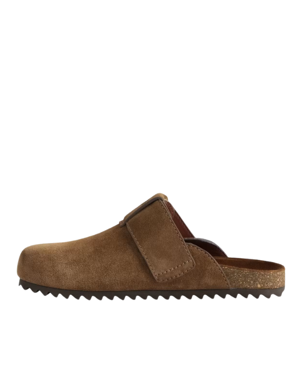 Zadig&Voltaire Santa Fe suede clogs in Cognac with Wings detail and comfortable sole.