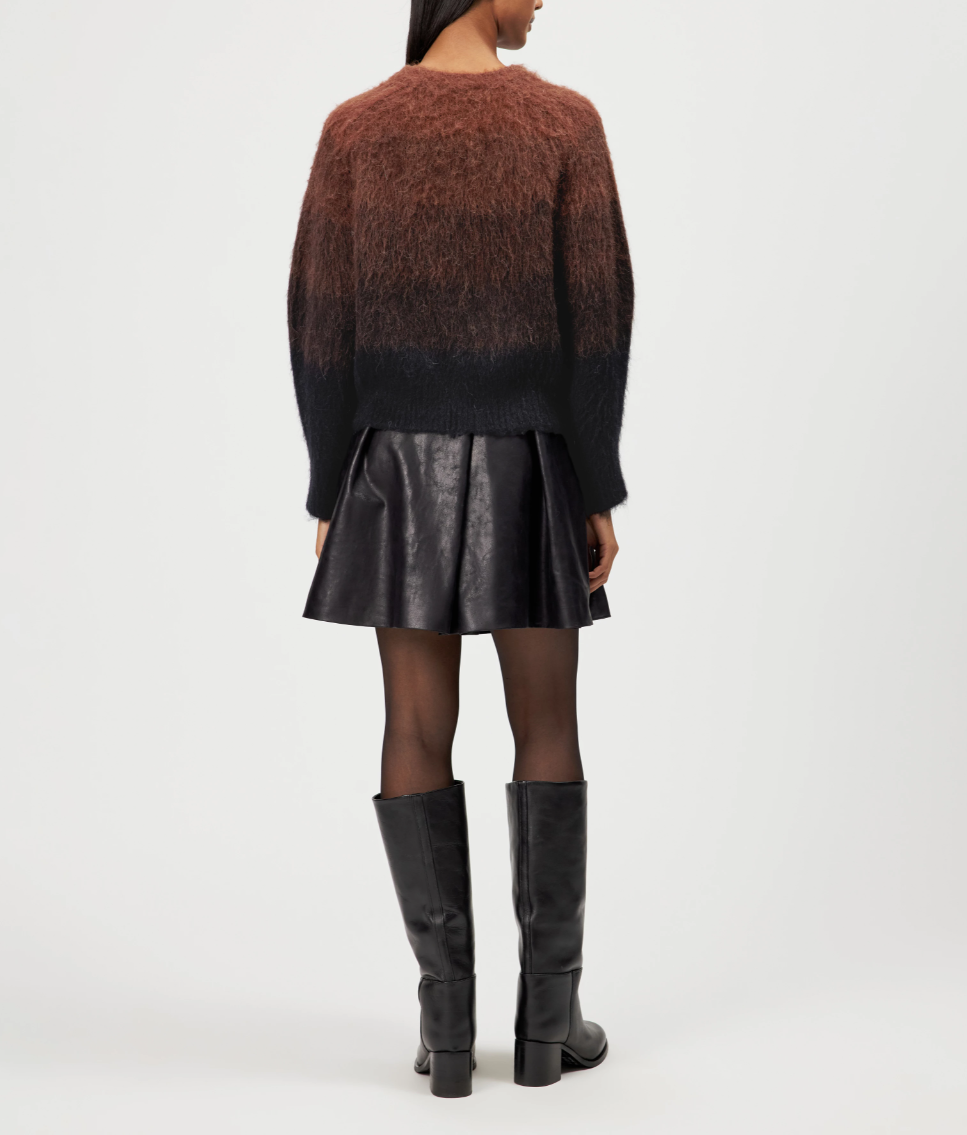 Drykorn GINNIFER Pullover for women in Chocolate Fondant with a soft alpaca blend, turtleneck and distinctive ombré effect.