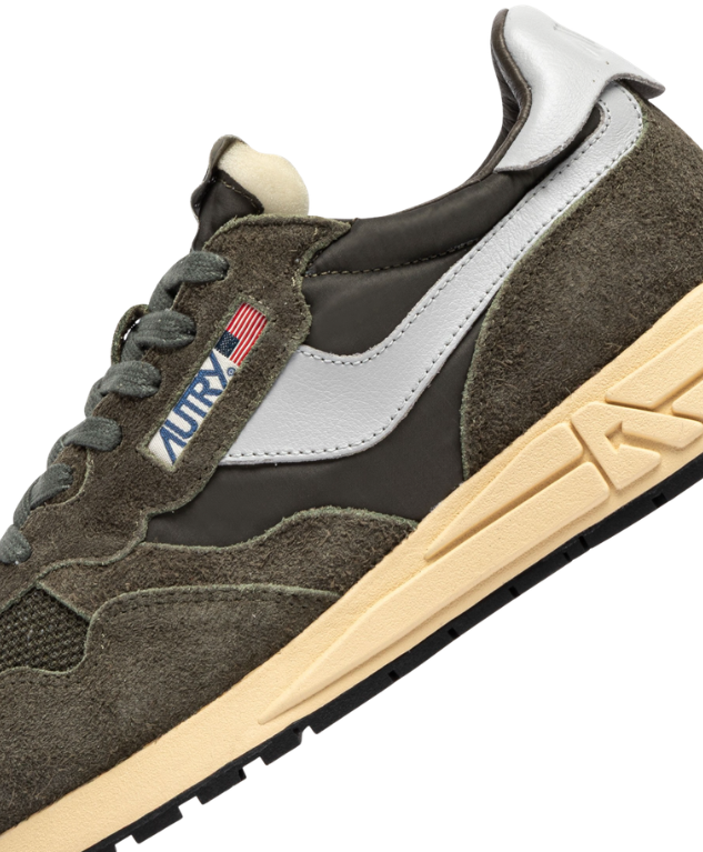 Autry Reelwind Low sneakers for men in Olive Night and Harbor Mist with nylon, suede, and retro running design.
