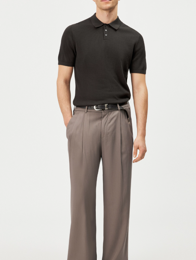 Drykorn TRITON polo shirt in brown with button placket, regular fit, and soft cotton fabric.