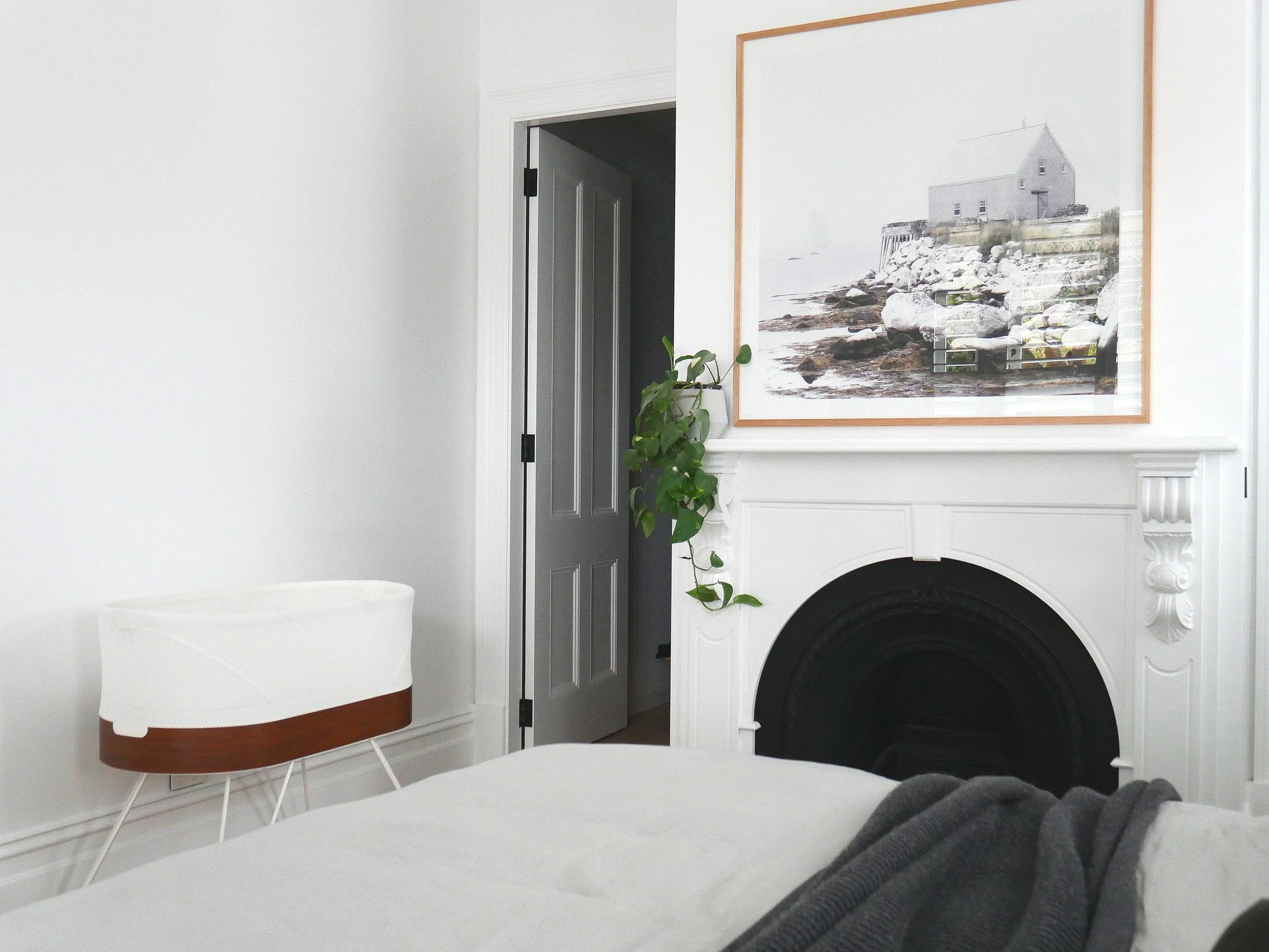 Hire a SNOO Bassinet for $35 per week - SNOO + YOYO + BabyBjorn Hire in ...