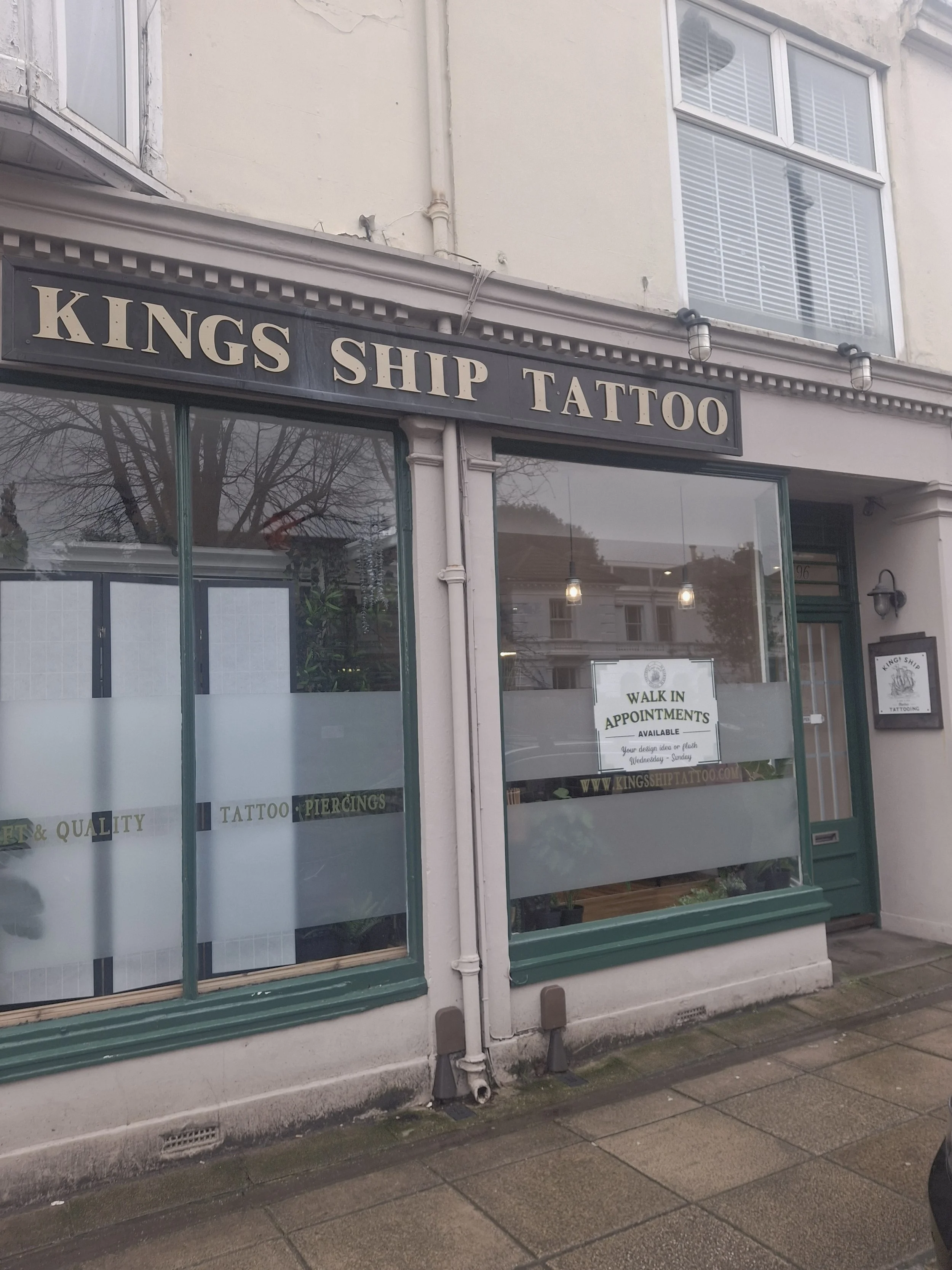 Established in 2014
Independent studio
Bright, welcoming environment
Custom tattooing
Private consultations
Experienced artists
High hygiene standards
Easy parking nearby
Southsea location
Appointment process
FAQs