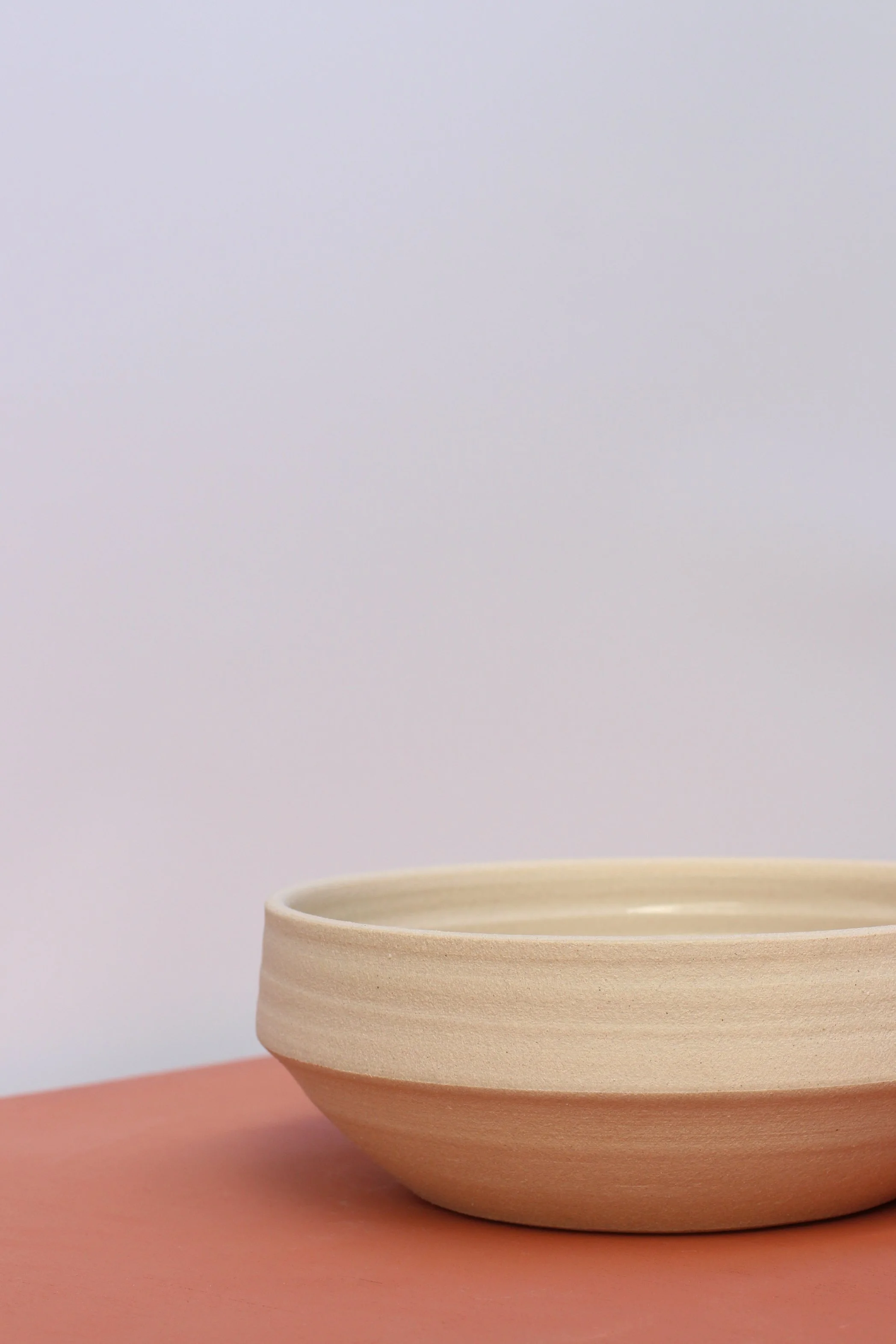 Raw cream serving bowl