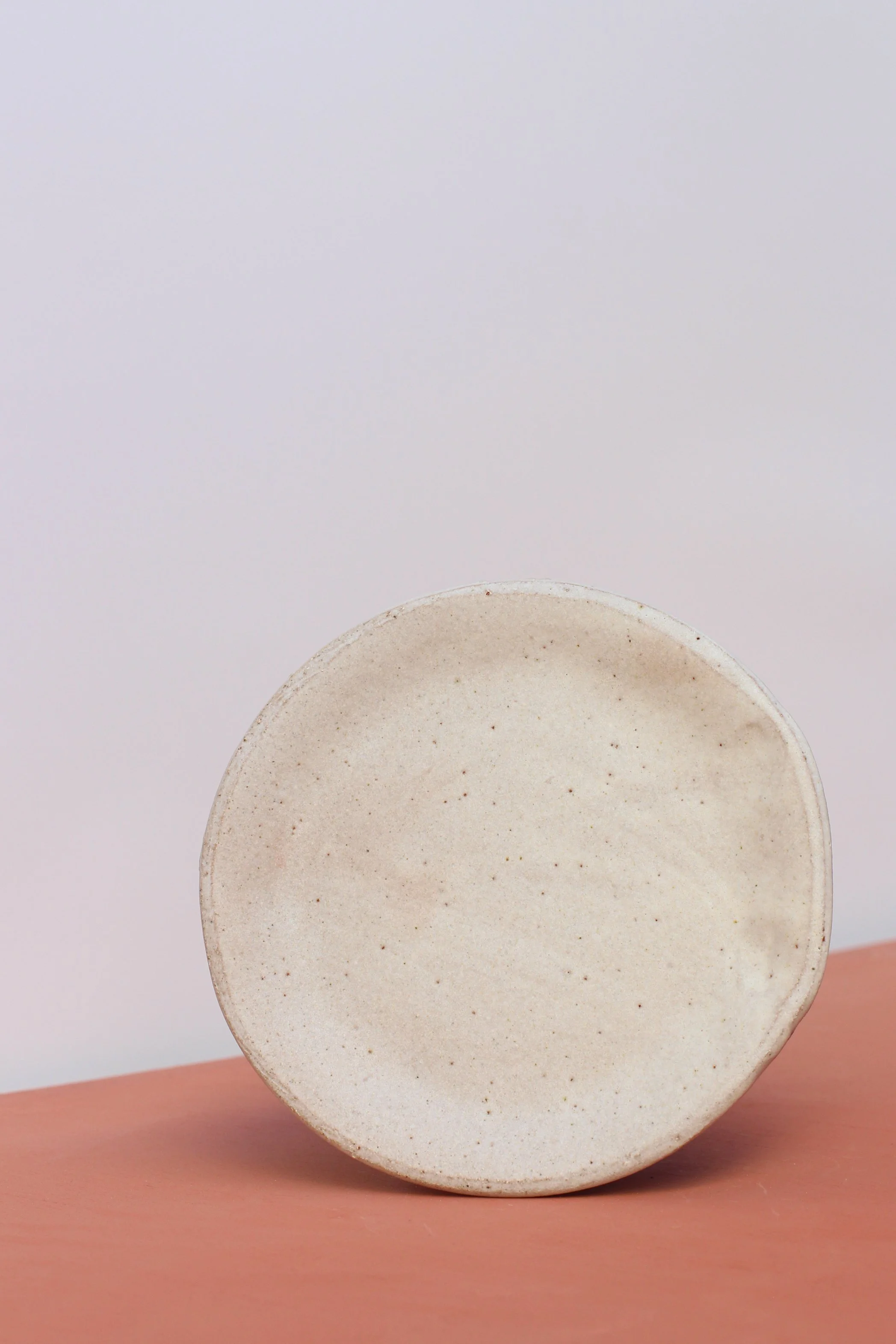 Matt cream pastry plate