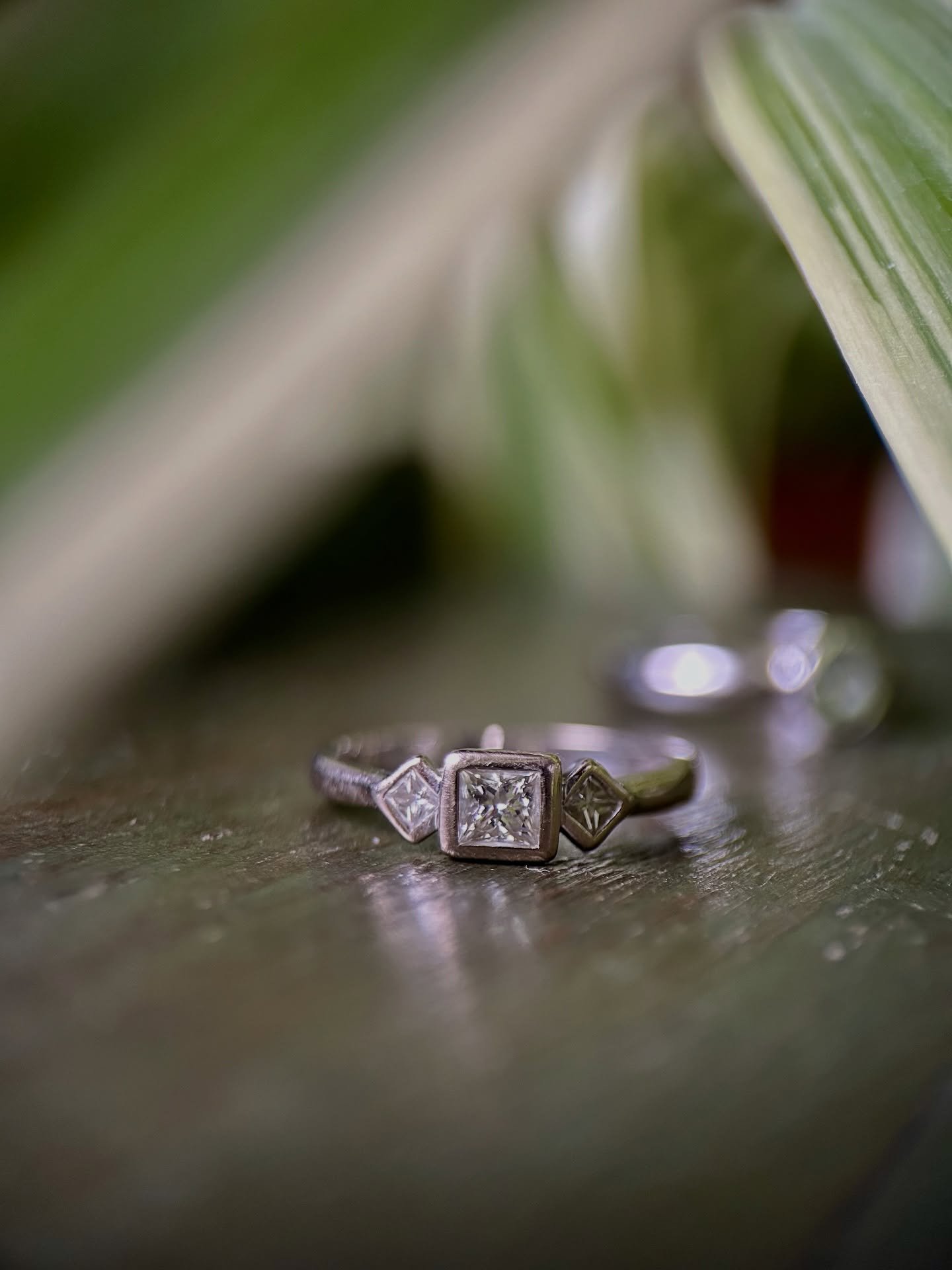 Just leaving this pretty little diamond here 💎

P.s we&rsquo;ve still got 20% off all jewels, but not for much longer! Go go go 🛍️

#jewellerysale #vintagejewels #vintagejewelry #vintagejewellery #vintagerings #antiquejewelry #antiquejewels #antiqu