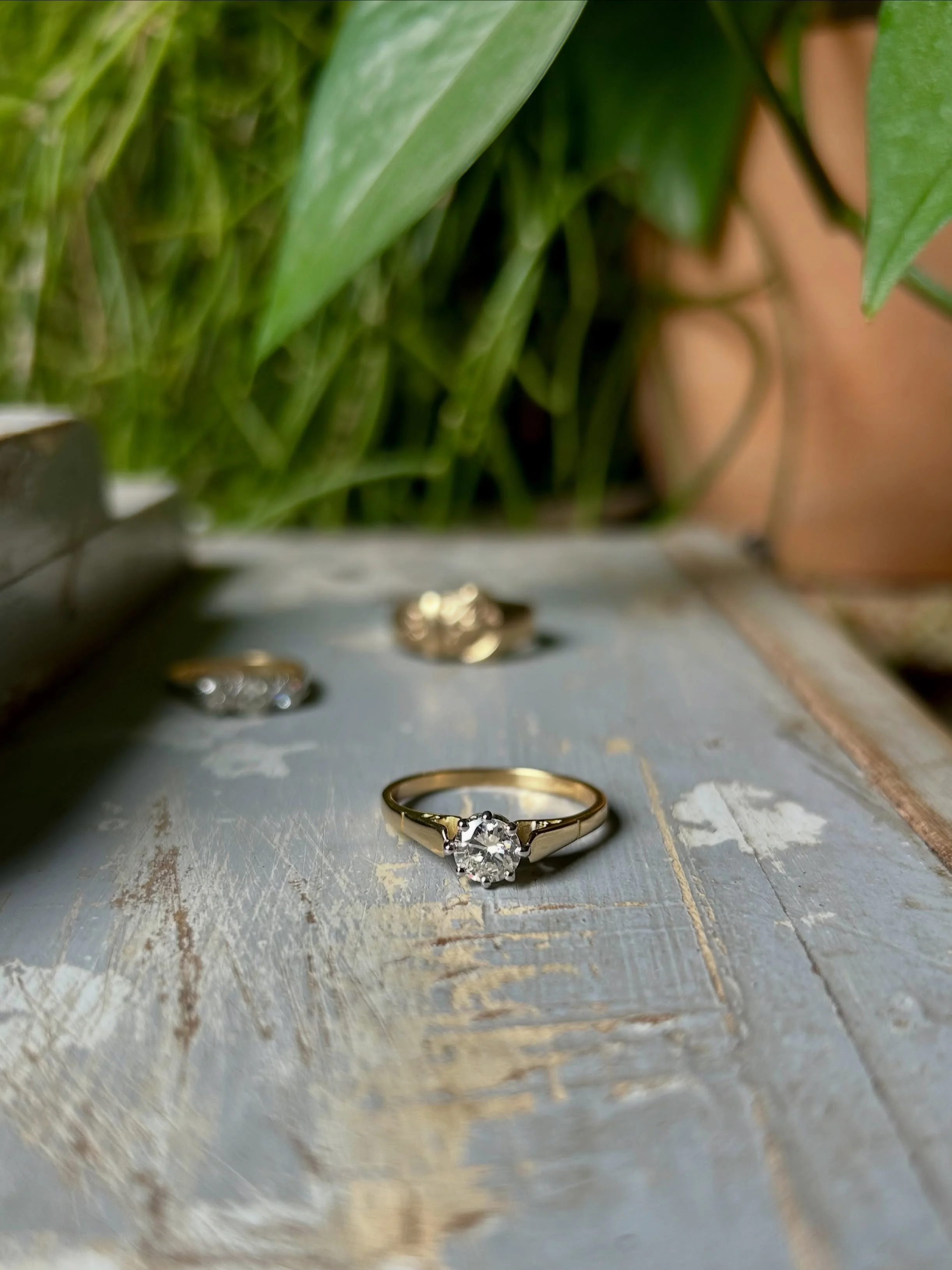 WELL HELLO THERE 💍

This is surely the iconic engagement ring, something that many dream about wearing. A classic vintage diamond solitaire, with a sizeable 0.45ct stone and gleaming 18ct gold band. Absolutely nothing understated about her, just pur