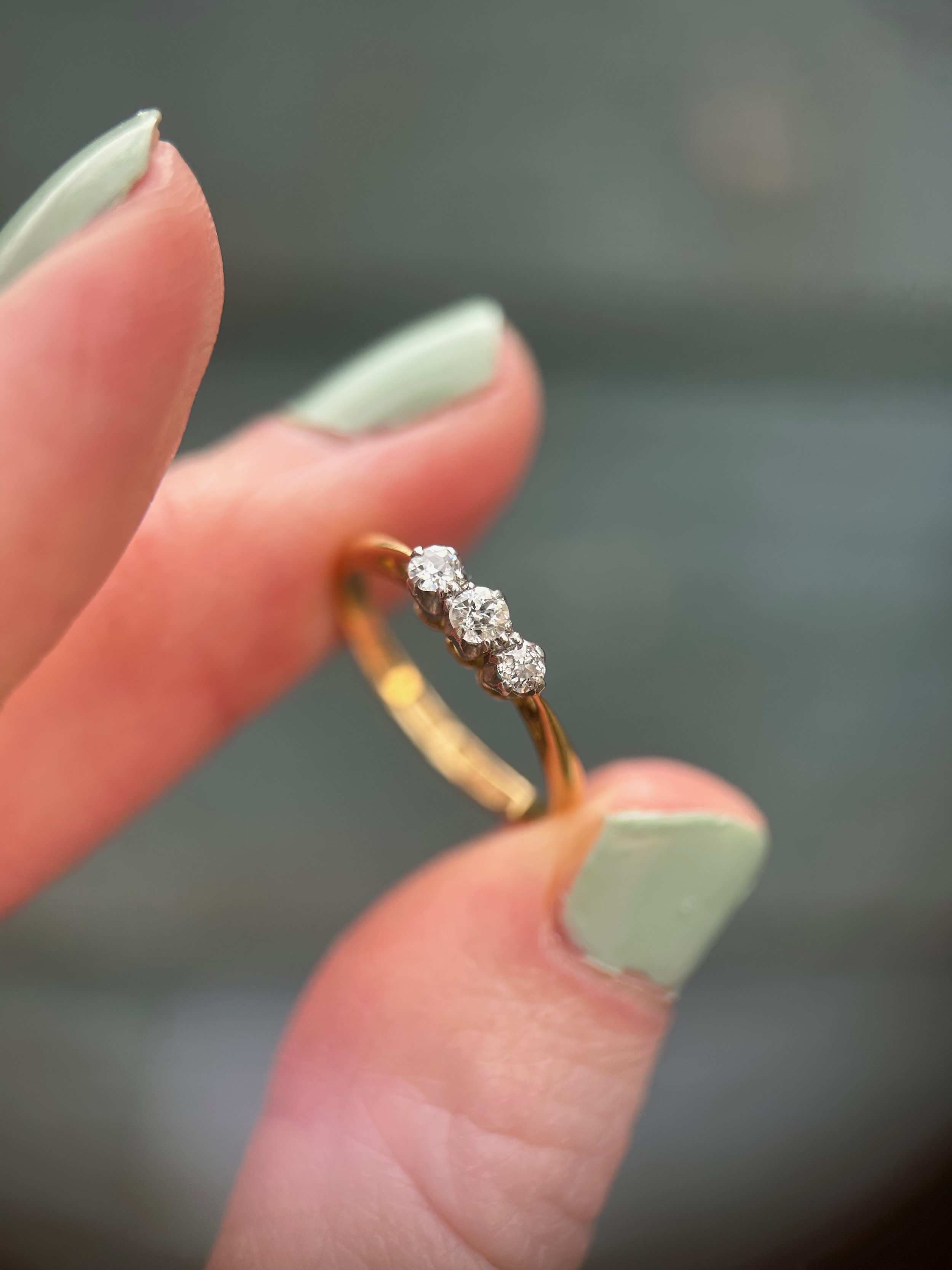 Antique 18ct Gold Diamond Trilogy Ring