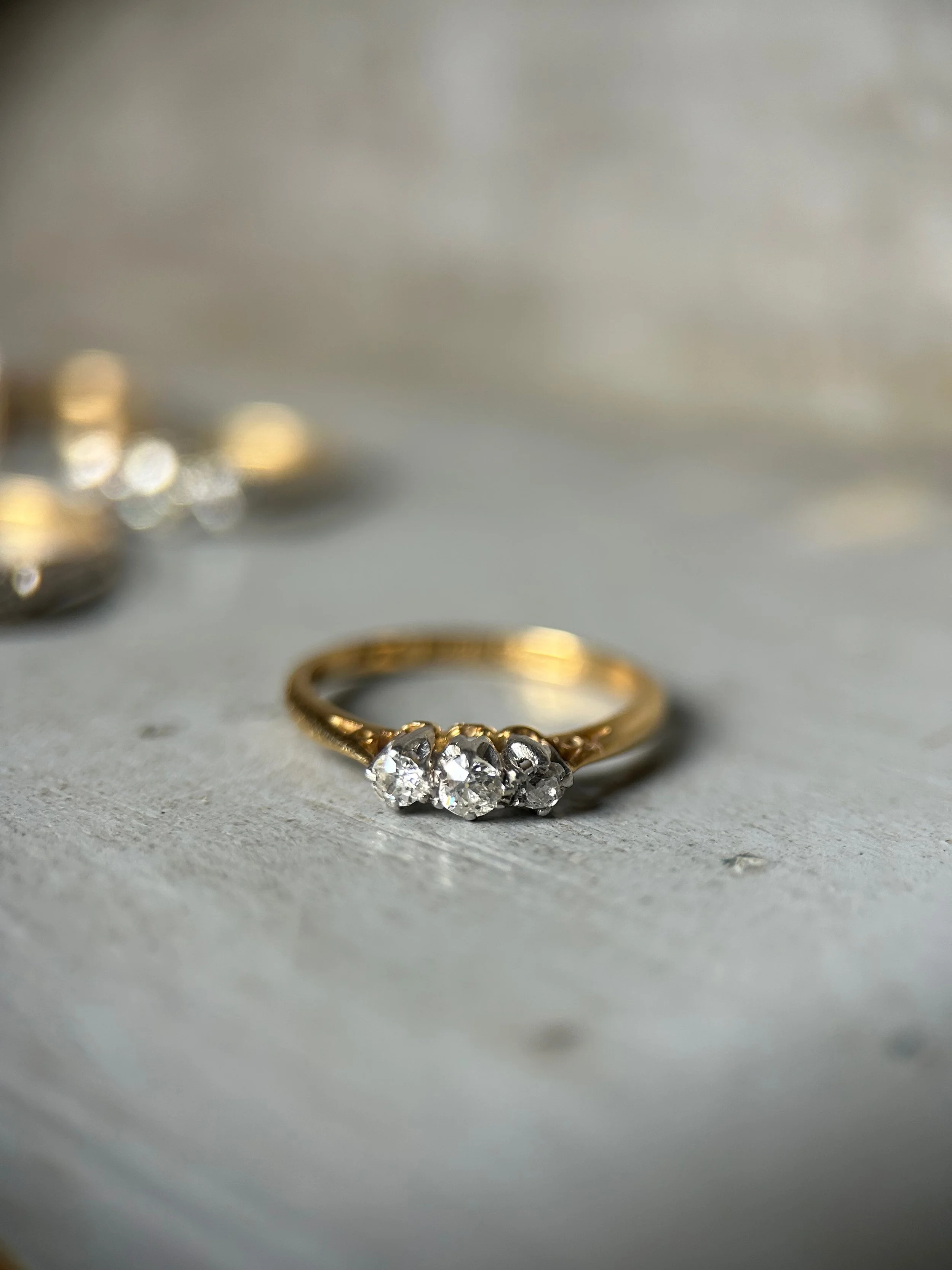 Antique 18ct Gold Diamond Trilogy Ring