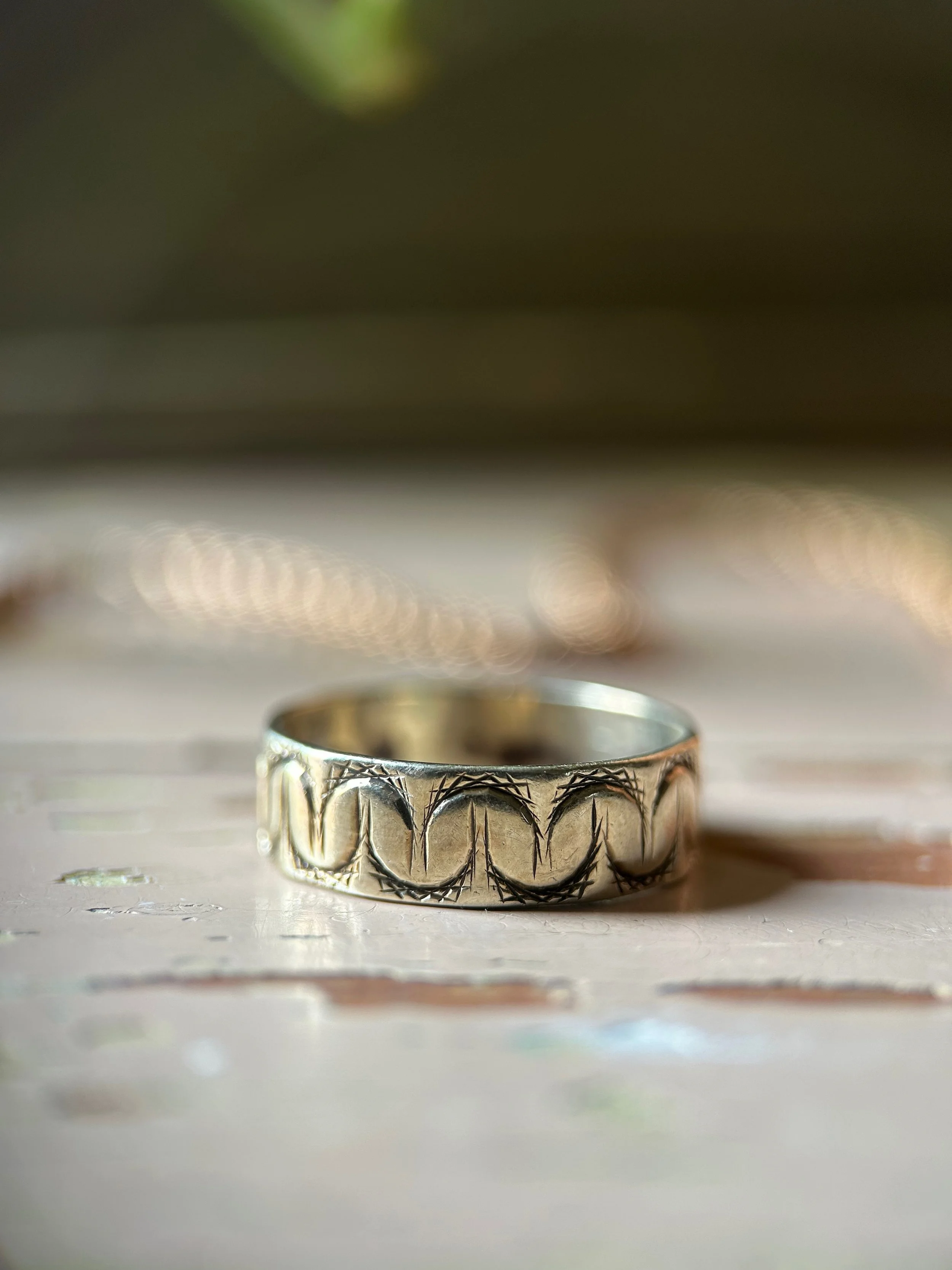 9ct Gold Vintage Chunky Ring