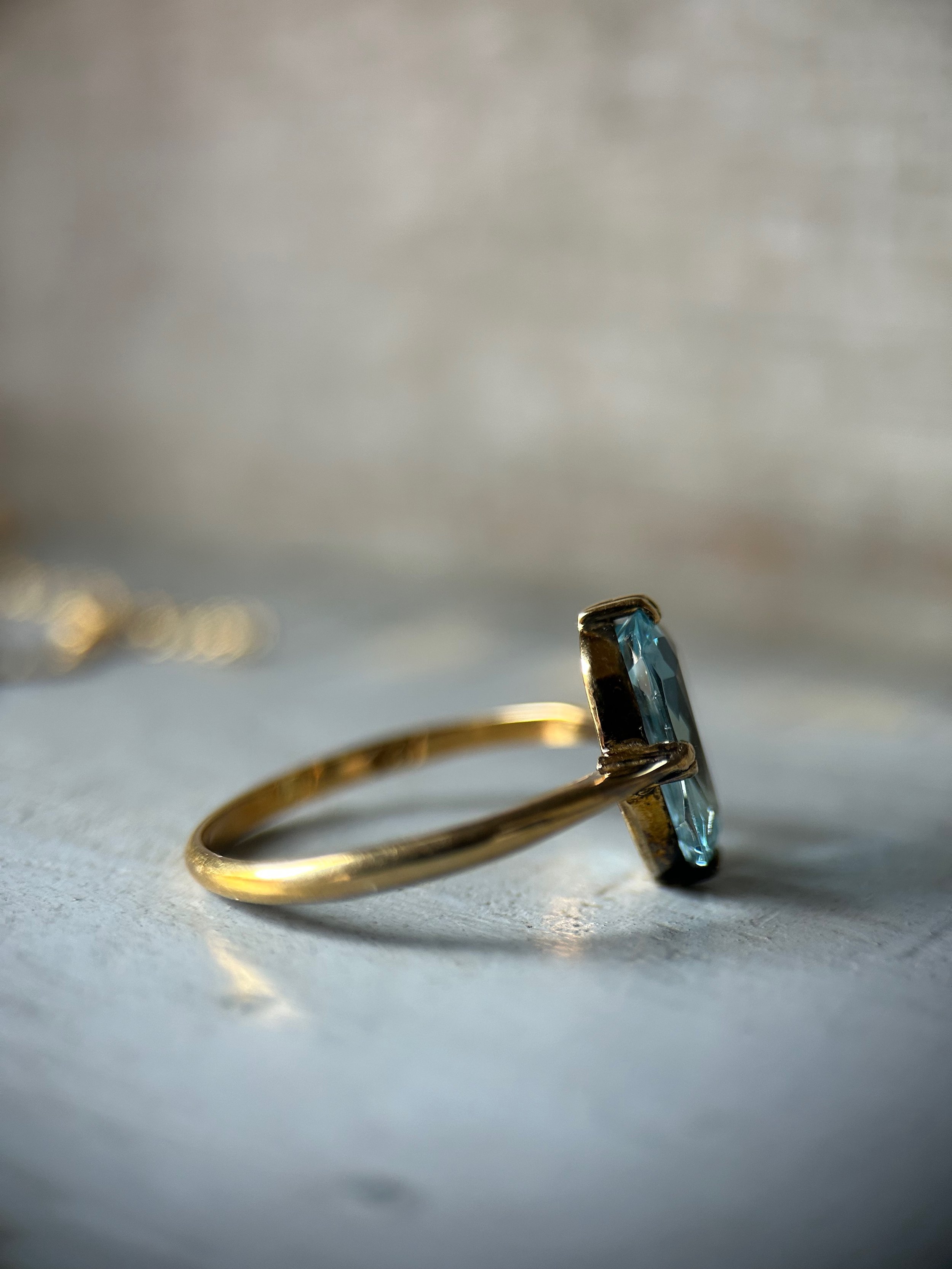 Vintage 14ct Gold Aquamarine Ring