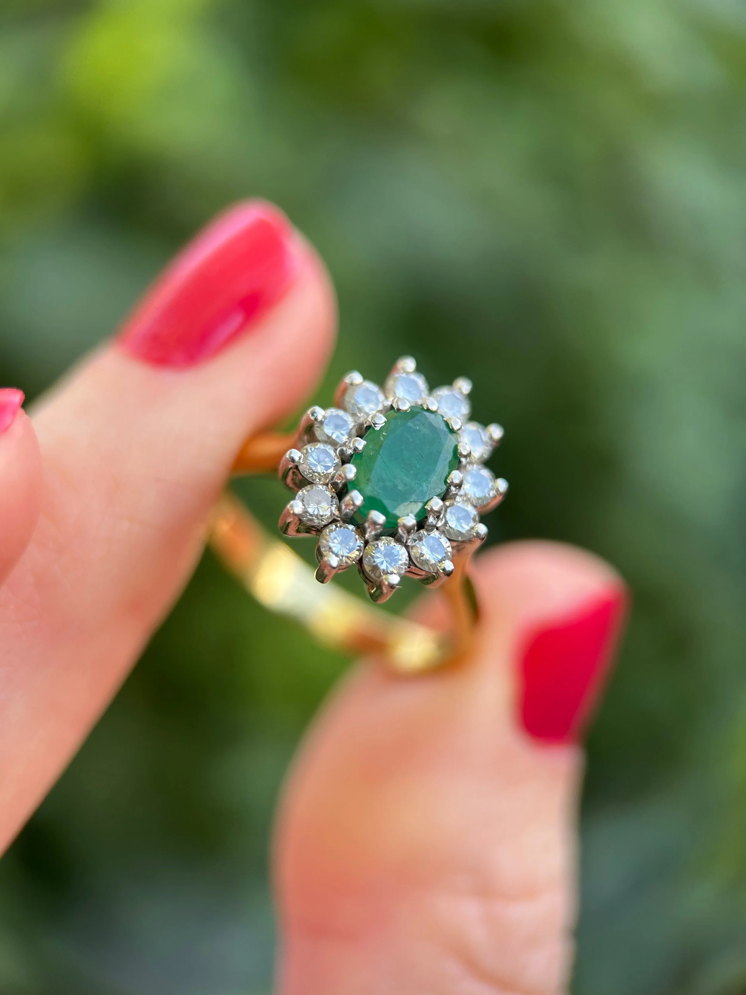 Vintage 18ct Gold Emerald & Diamond Halo Ring