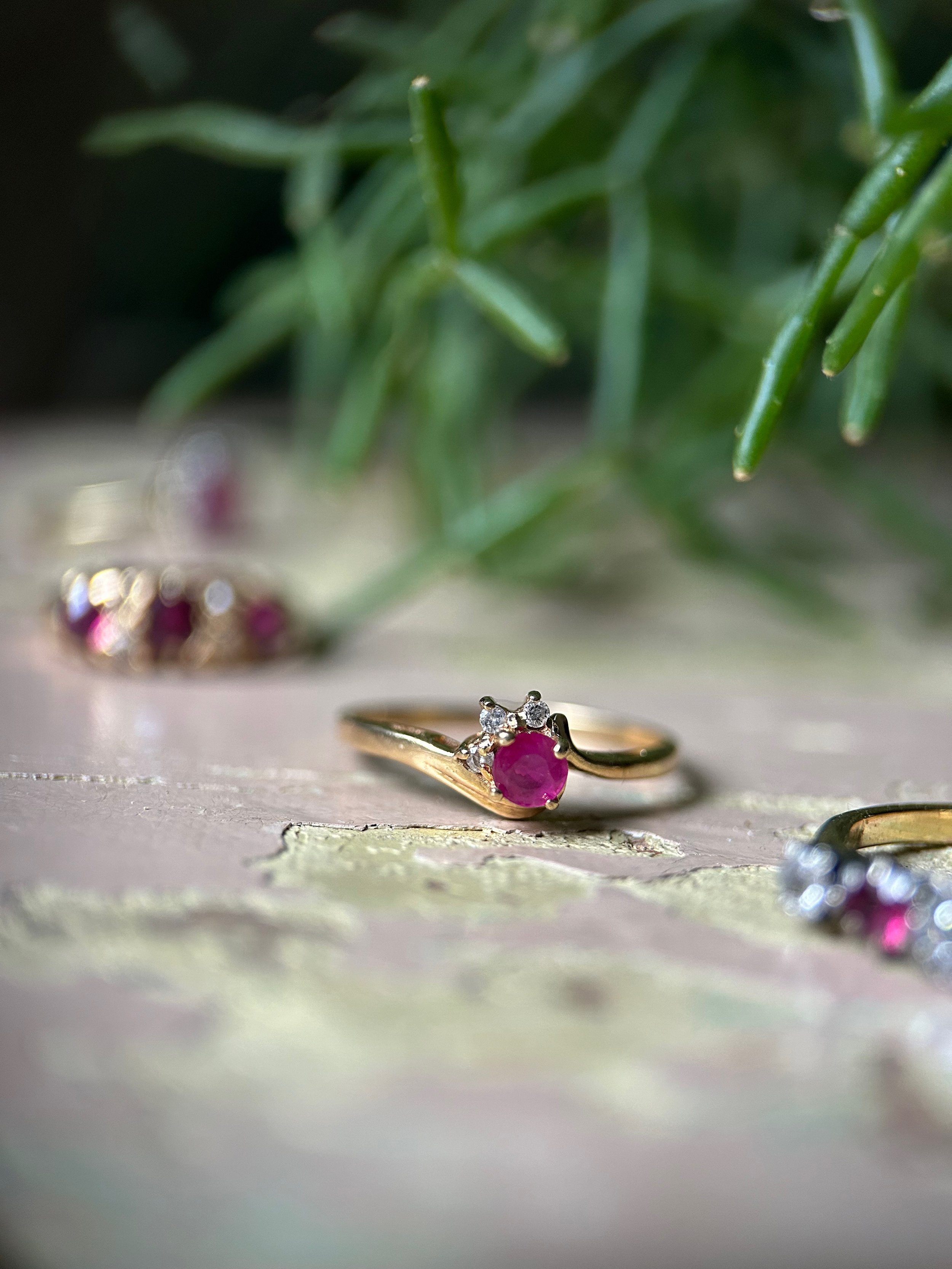 Vintage 18ct Gold Ruby & Diamond Ring