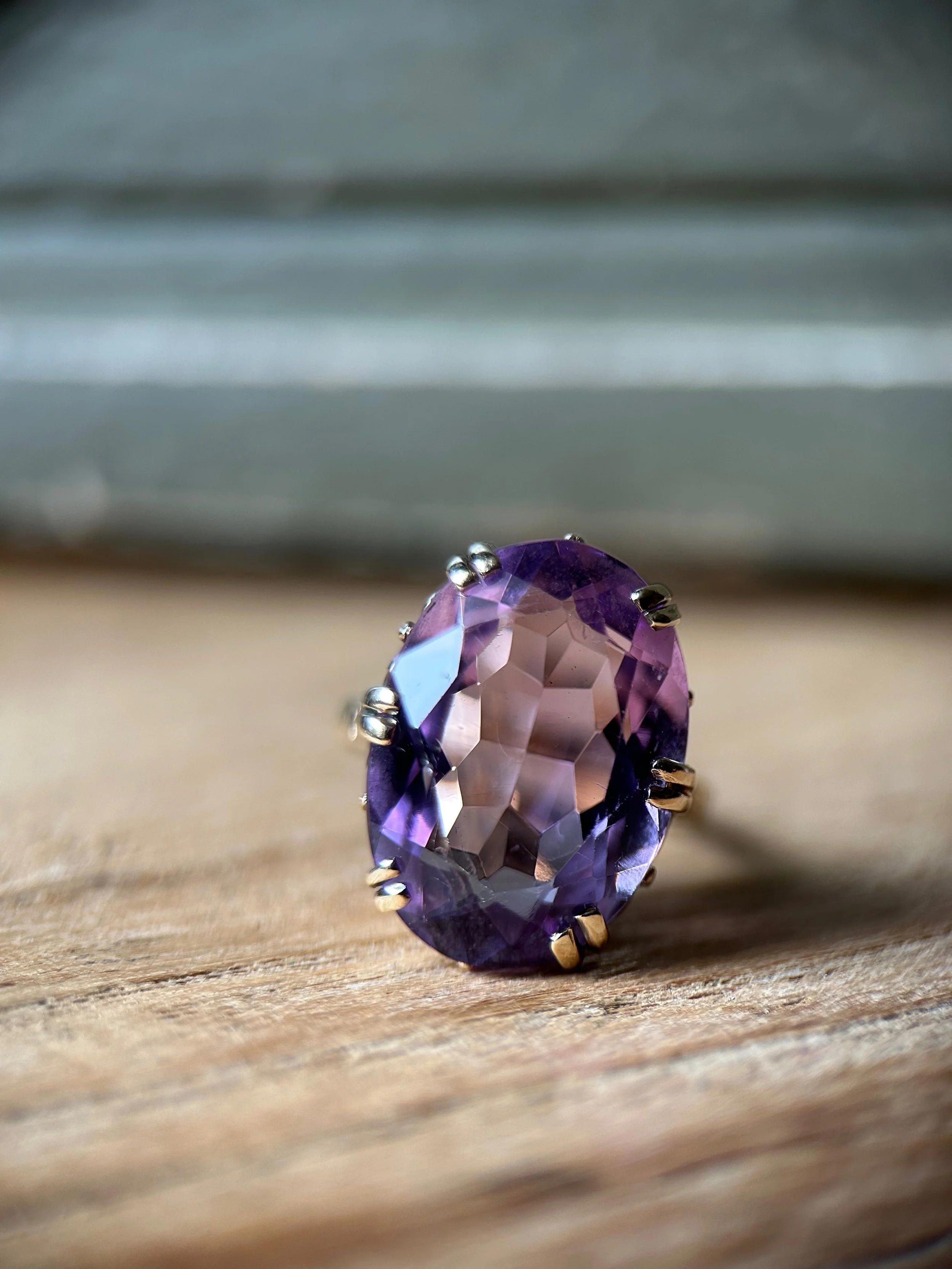 Vintage 9ct Gold Amethyst Ring