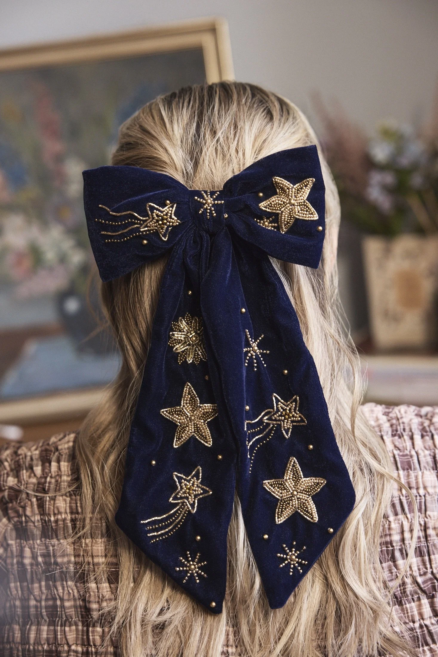 Q226_LisaAngel_Bow_New_806.jpeg