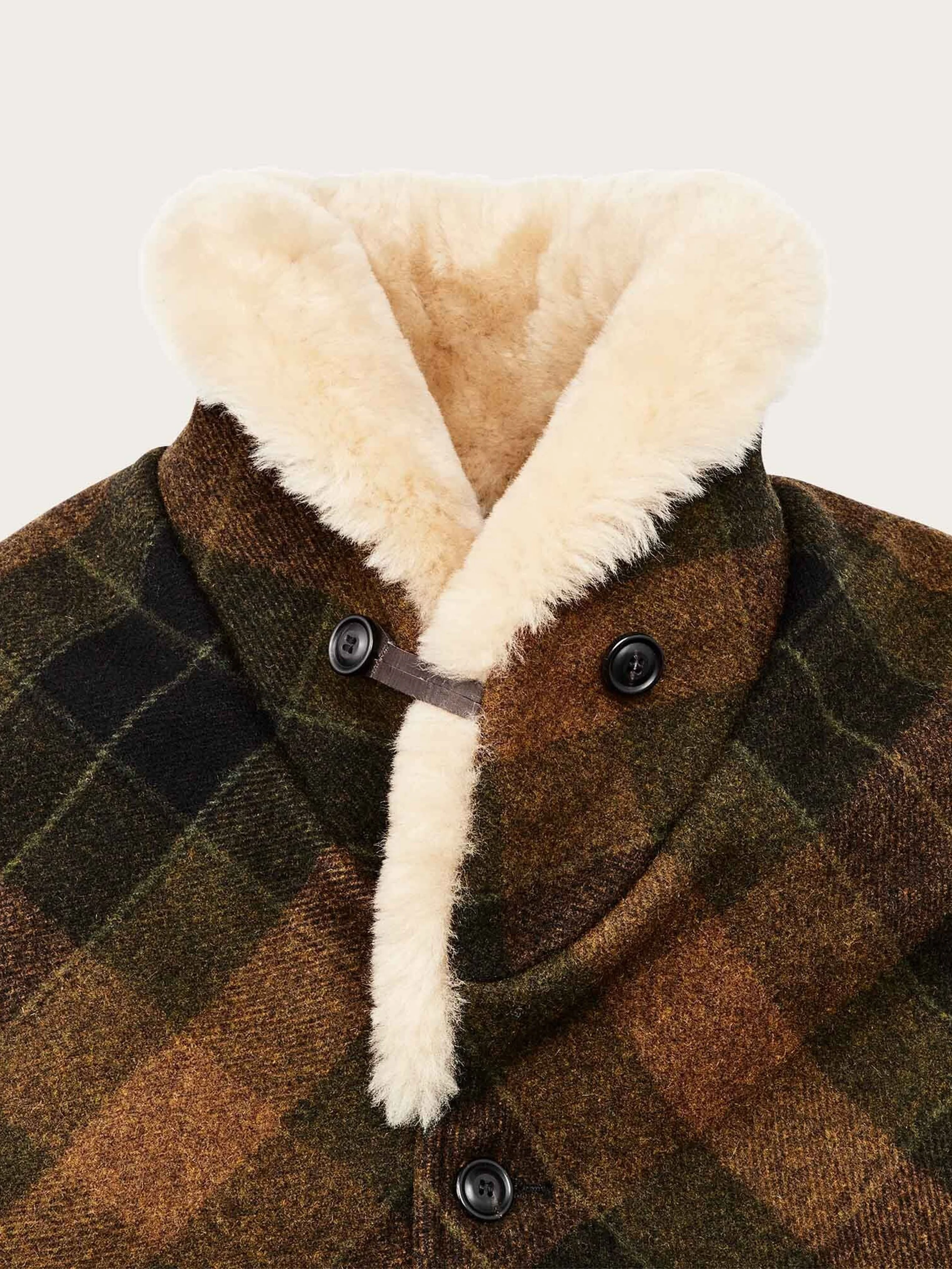 Filson_Lined_Mackinaw_Wool_Packer_Coat_05.jpg