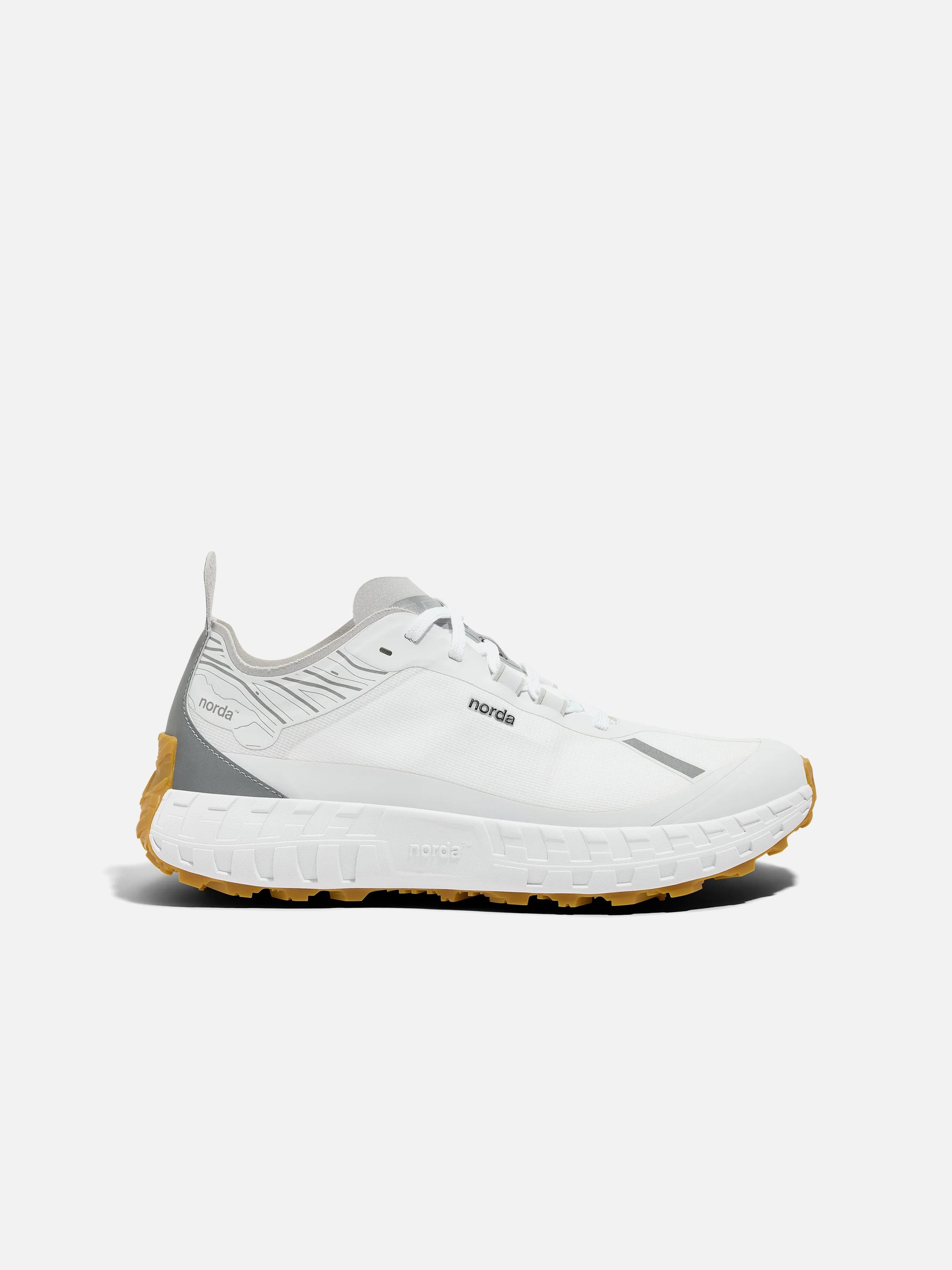 Norda-001A-White-Gum-1 copia.jpg