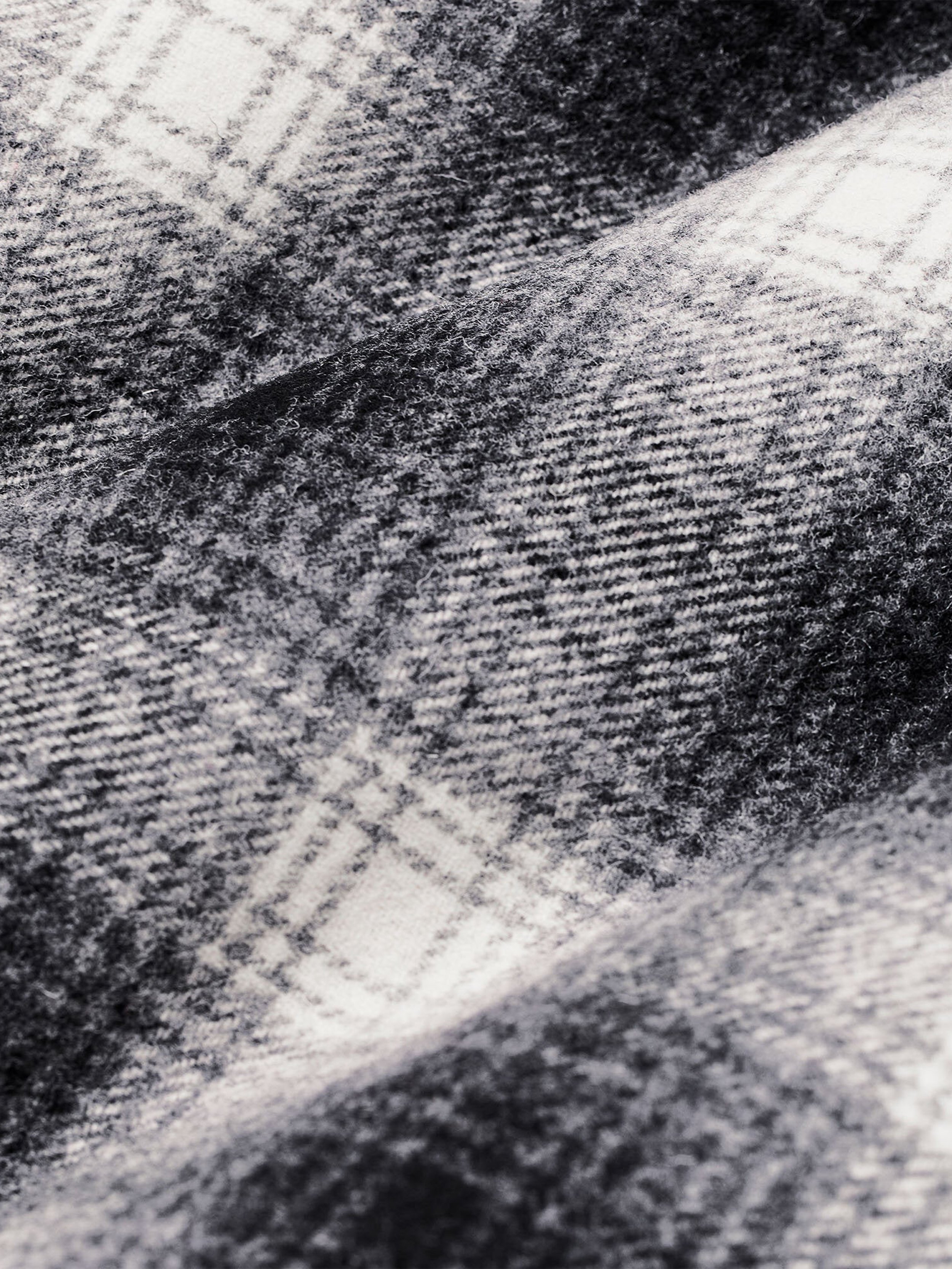 Filson-SPOKANE -INSULATED-CRUISER-Charcoal-Ombre-6 copia.jpg