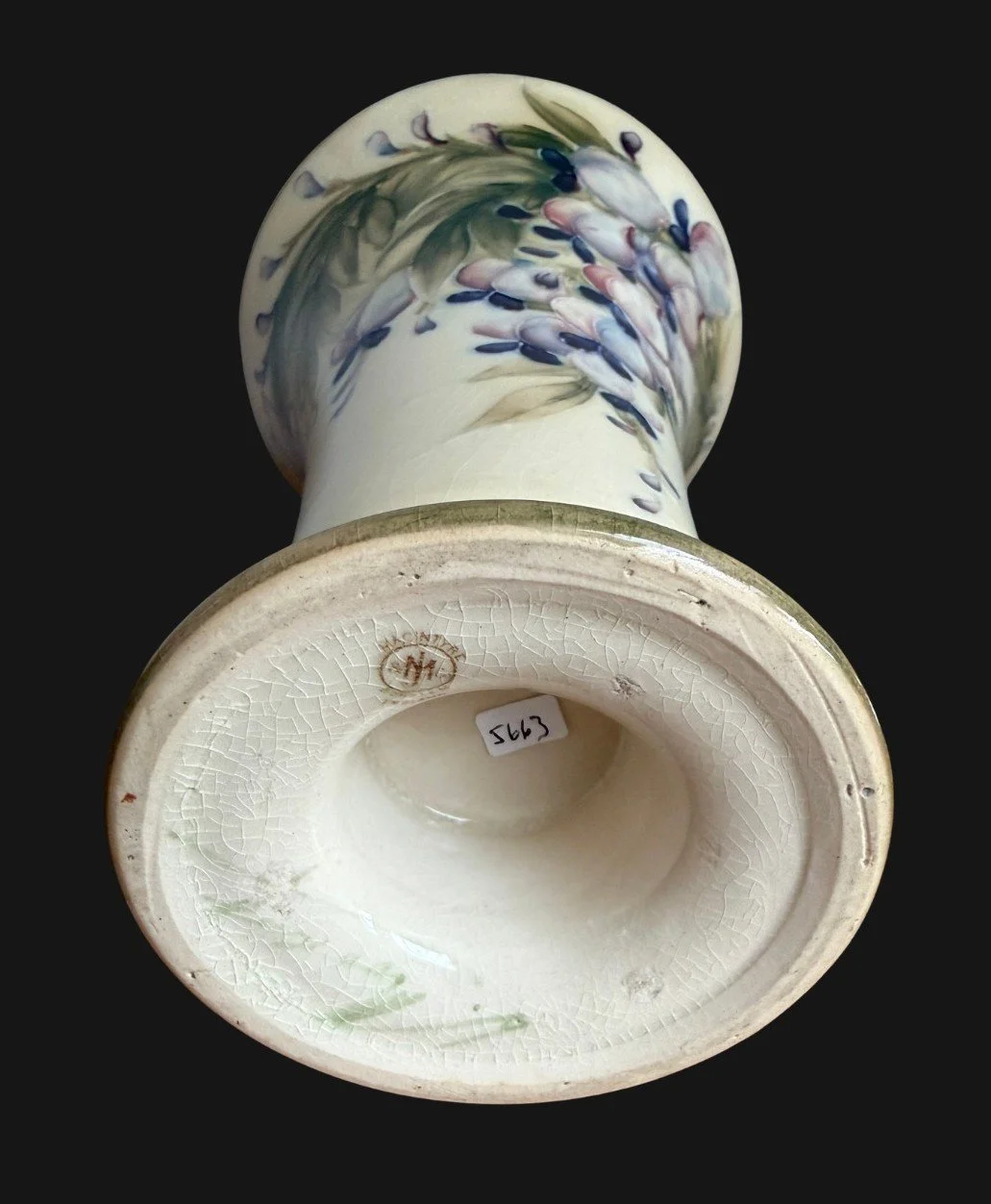 5663f William Moorcroft Vase.jpg
