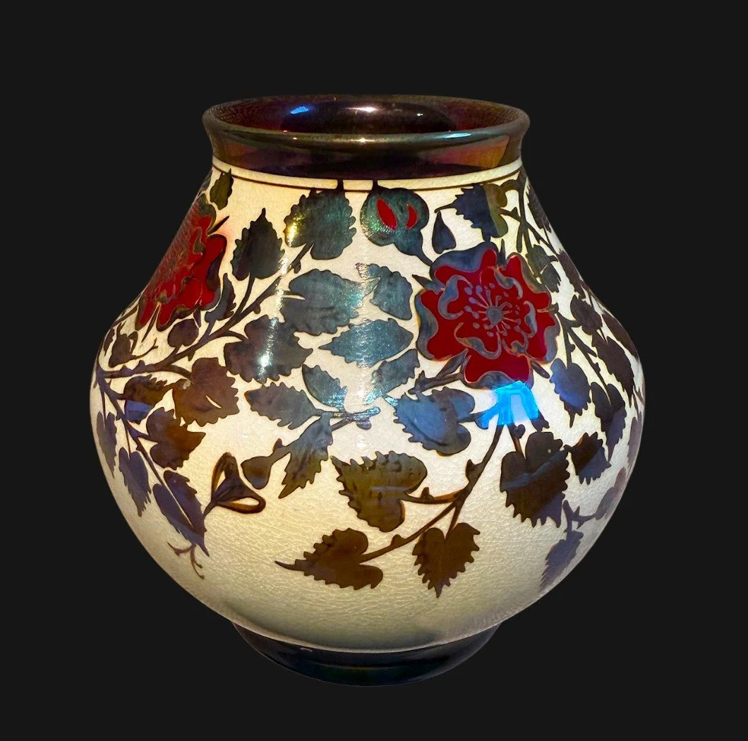 5644b Pilkington's Lustre Vase.jpg