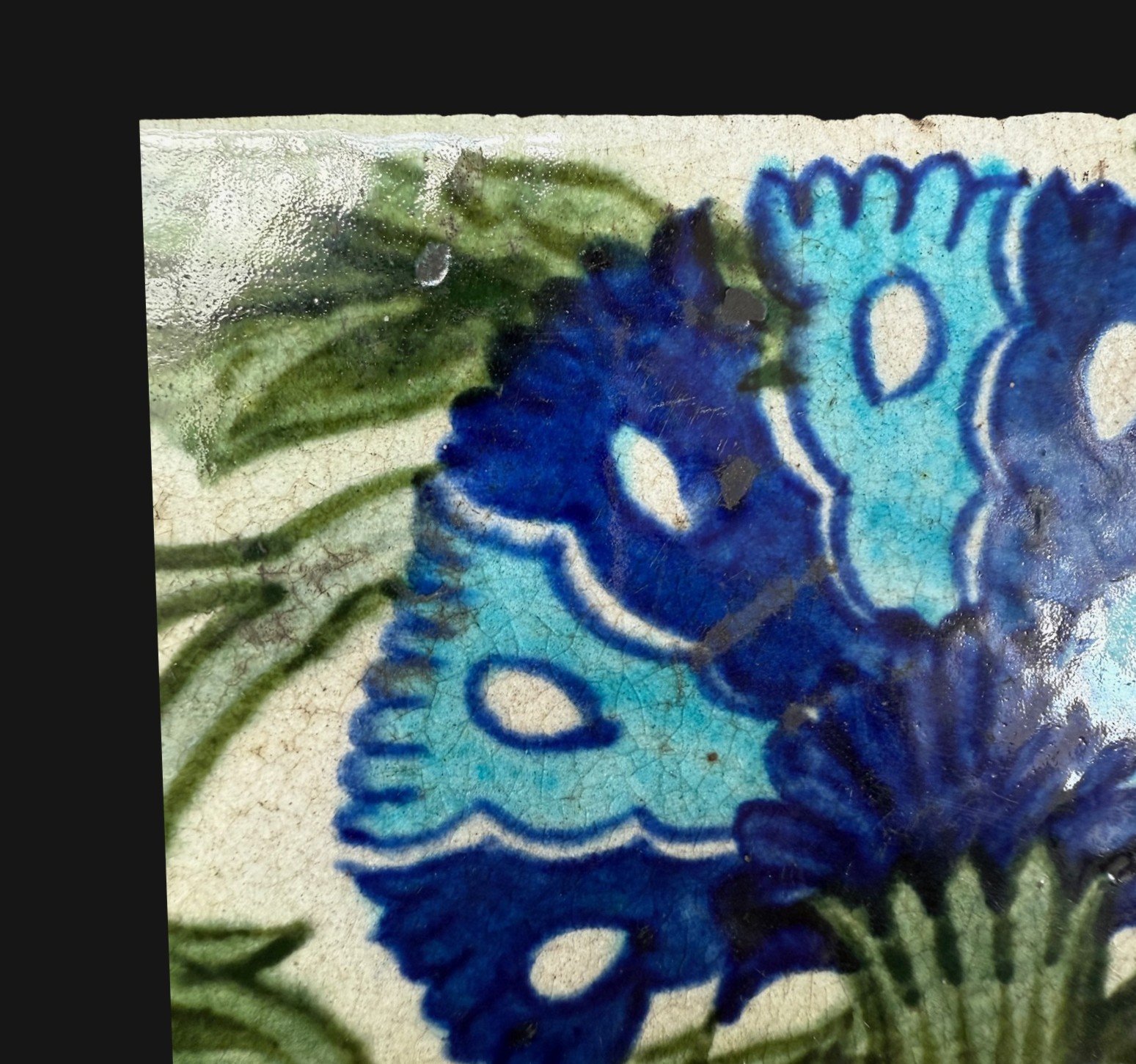 5615b William De Morgan Tile.jpg