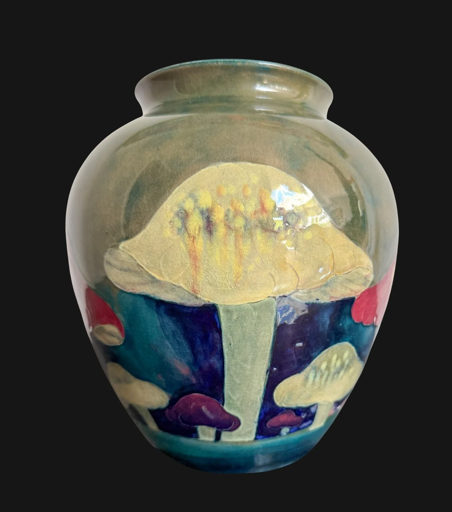 5653 William Moorcroft Claremont Vase.jpg